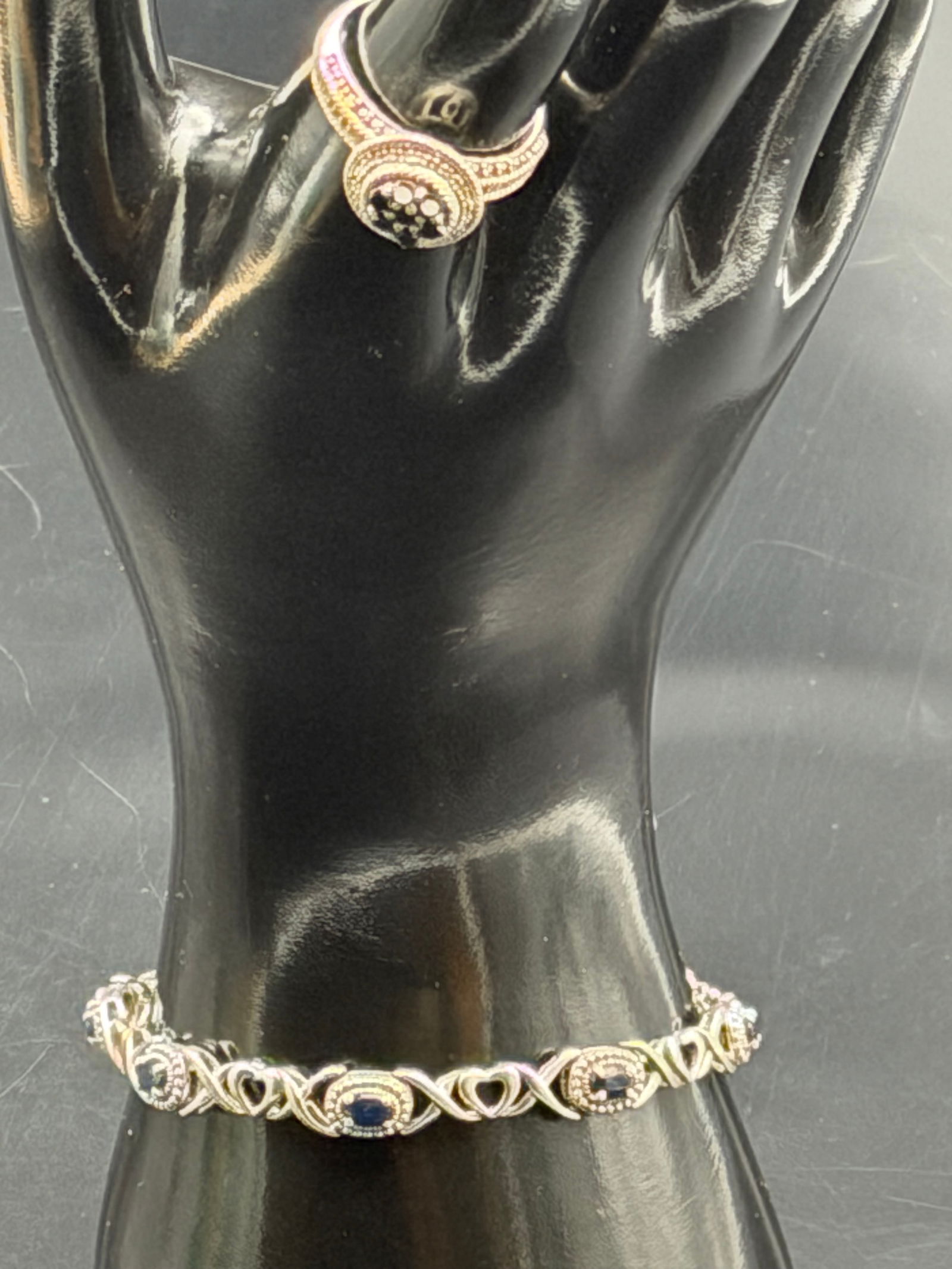 925 Sterling Silver Blue Stone Heart Link Bracelet & Ring Set – 17g: Matching sterling silver bracelet and ring set featuring open heart links and bezel-set oval blue stones. Both pieces are stamped 925 for solid sterling silver purity.