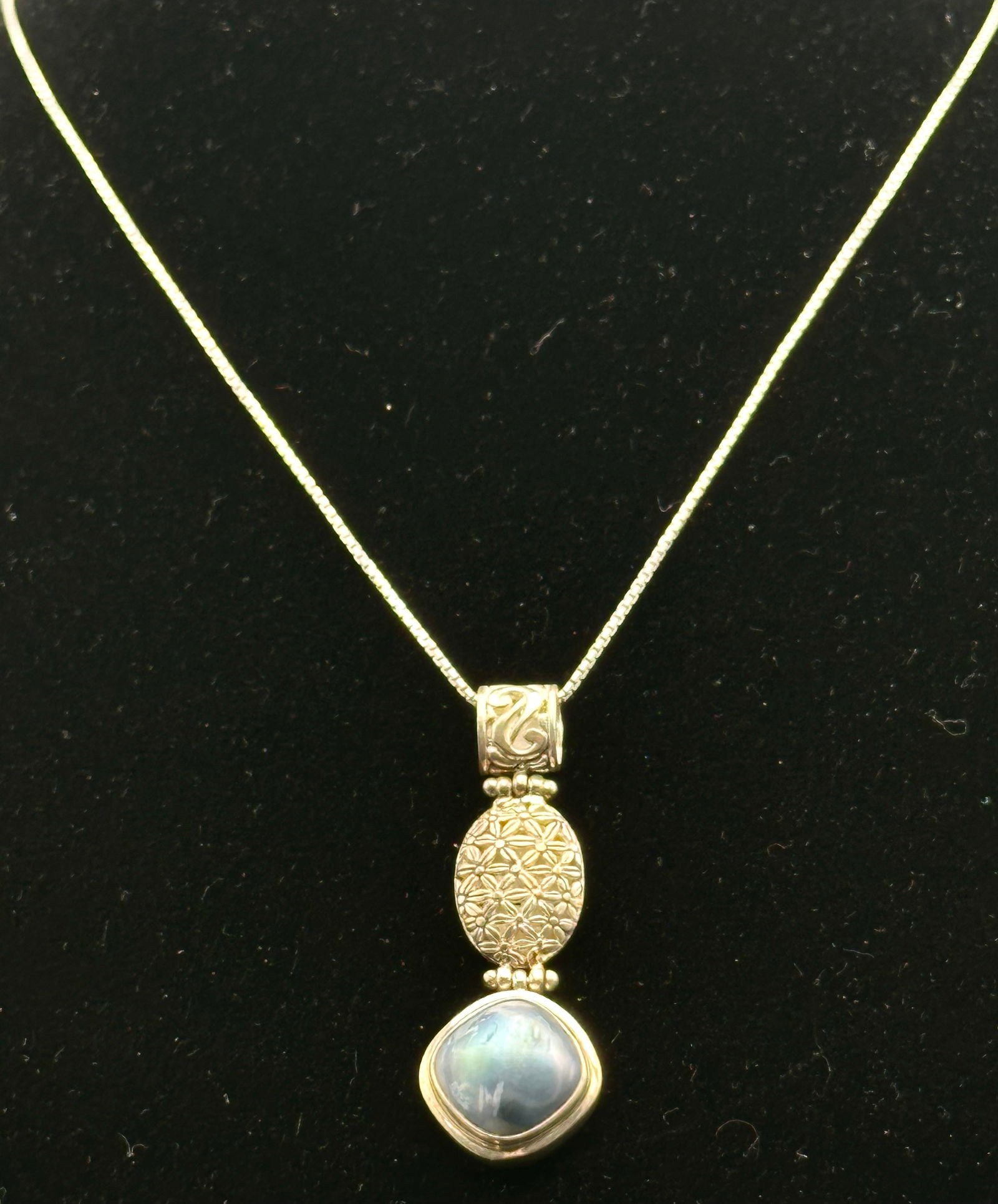 Sterling Silver Blue Moonstone Style Drop Pendant Necklace 15g (1 of 9)