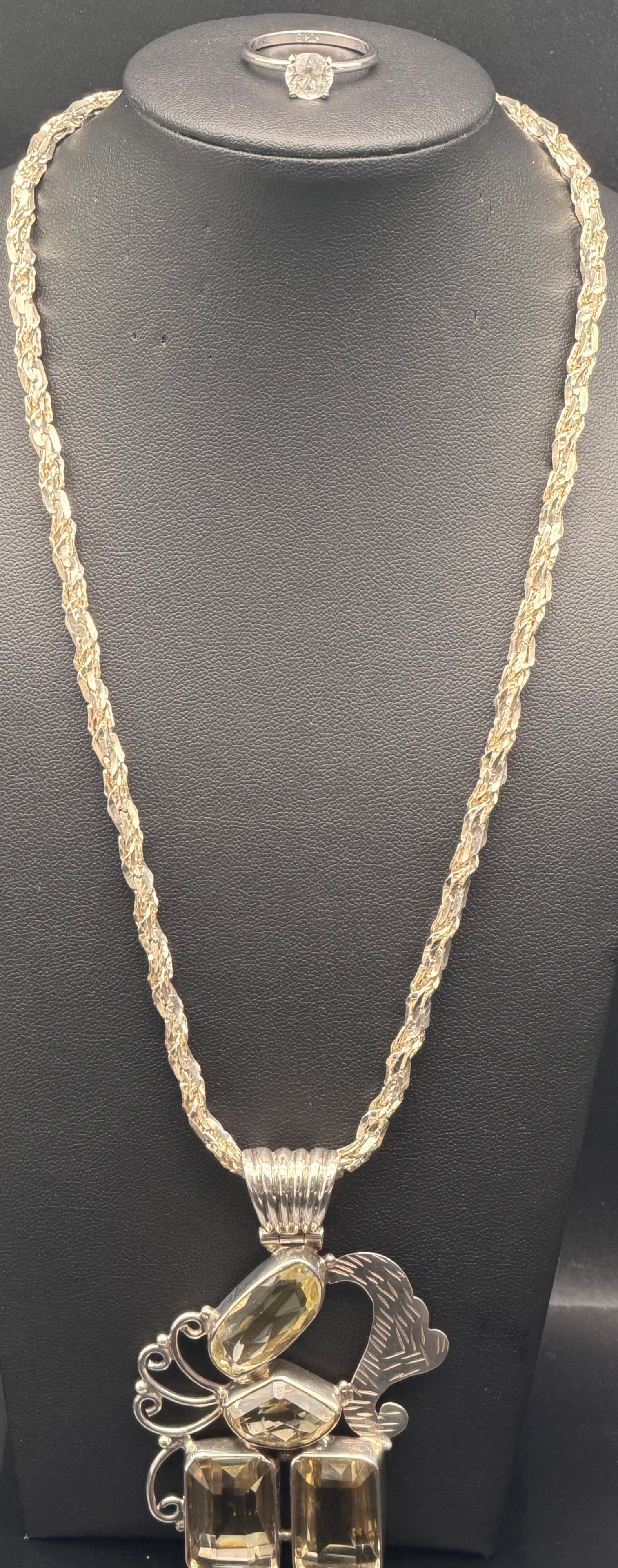 Vintage 825 Silver Yellow Stone Necklace & Ring Set 56g: Beautiful vintage silver jewelry set including a statement pendant necklace and matching ring. Marked 825 silver. Features multiple faceted yellow stones in a bold, artistic design with decorative met