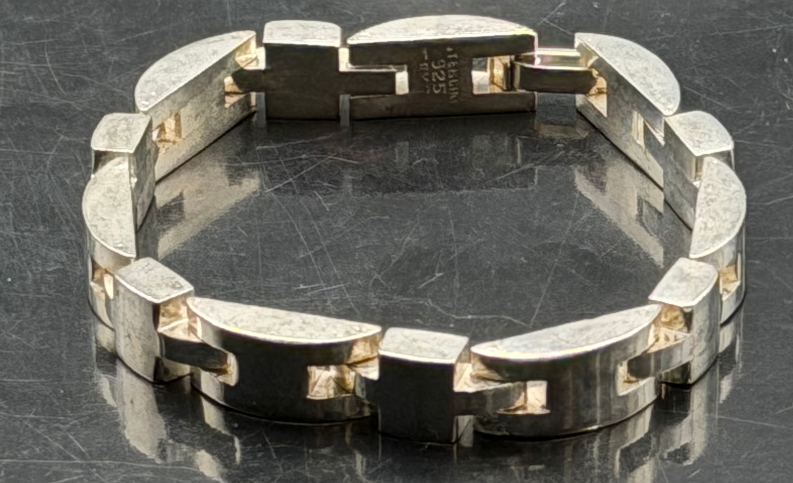 Heavy Sterling Silver 925 Thailand Panel Link Bracelet 51g: Heavy sterling silver panel link bracelet marked STERLING 925 Thailand. Features bold geometric articulated links with a modern designer-style look and secure box clasp.