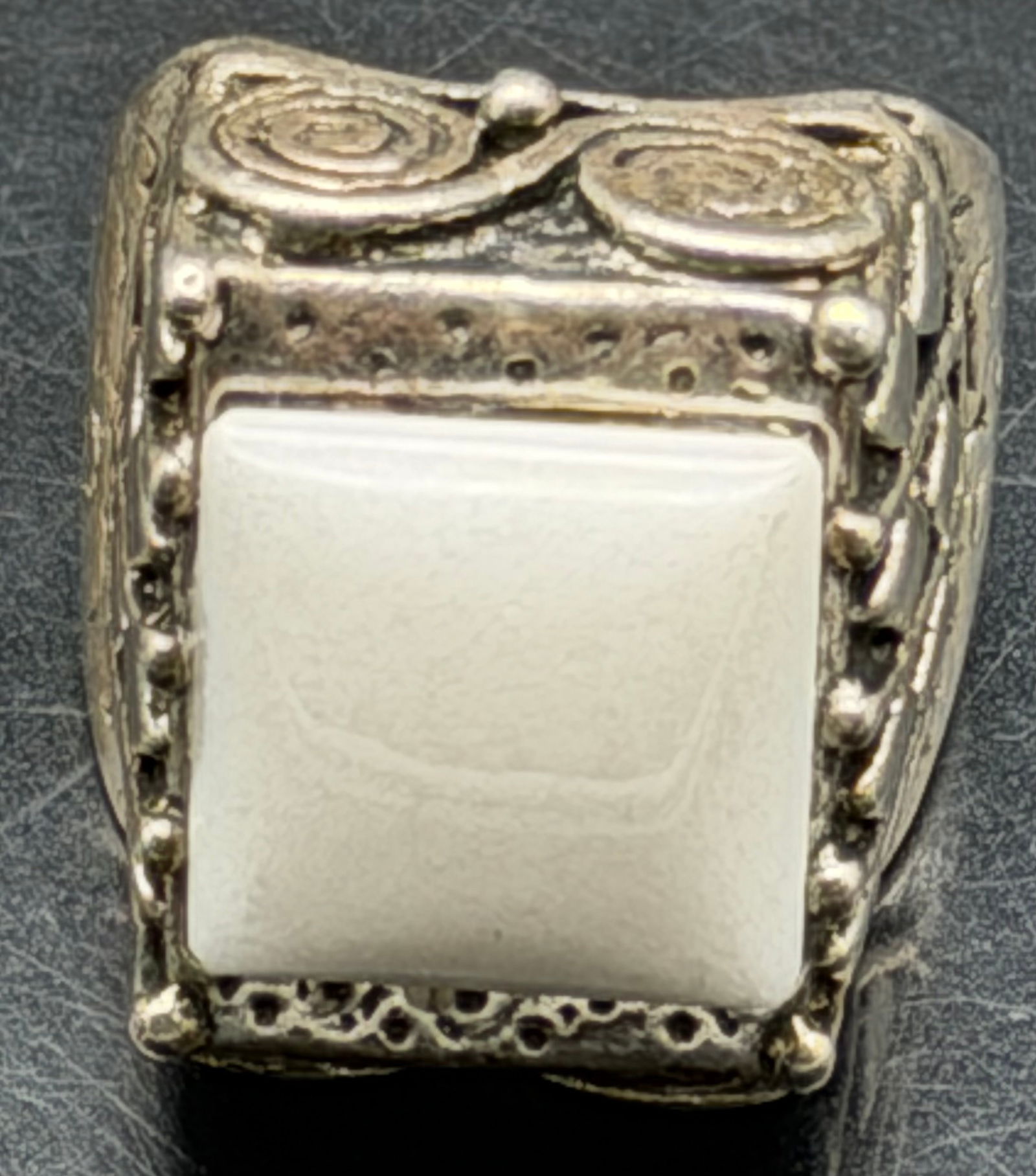Vintage Sterling Silver Large Square White Inlay Ring 925 Vintage Style 16g (1 of 7)
