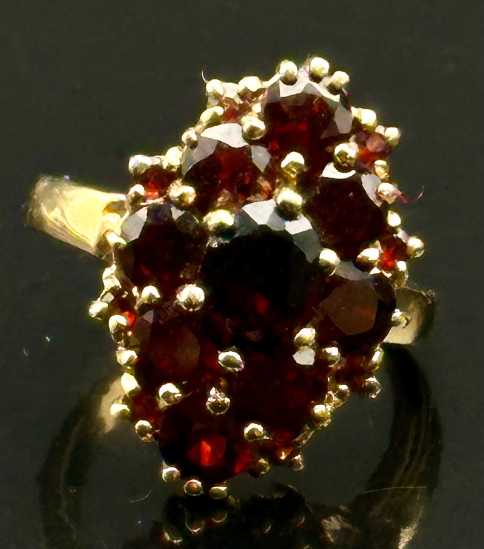 Sterling Silver Garnet Cluster Ring 8g (1 of 9)