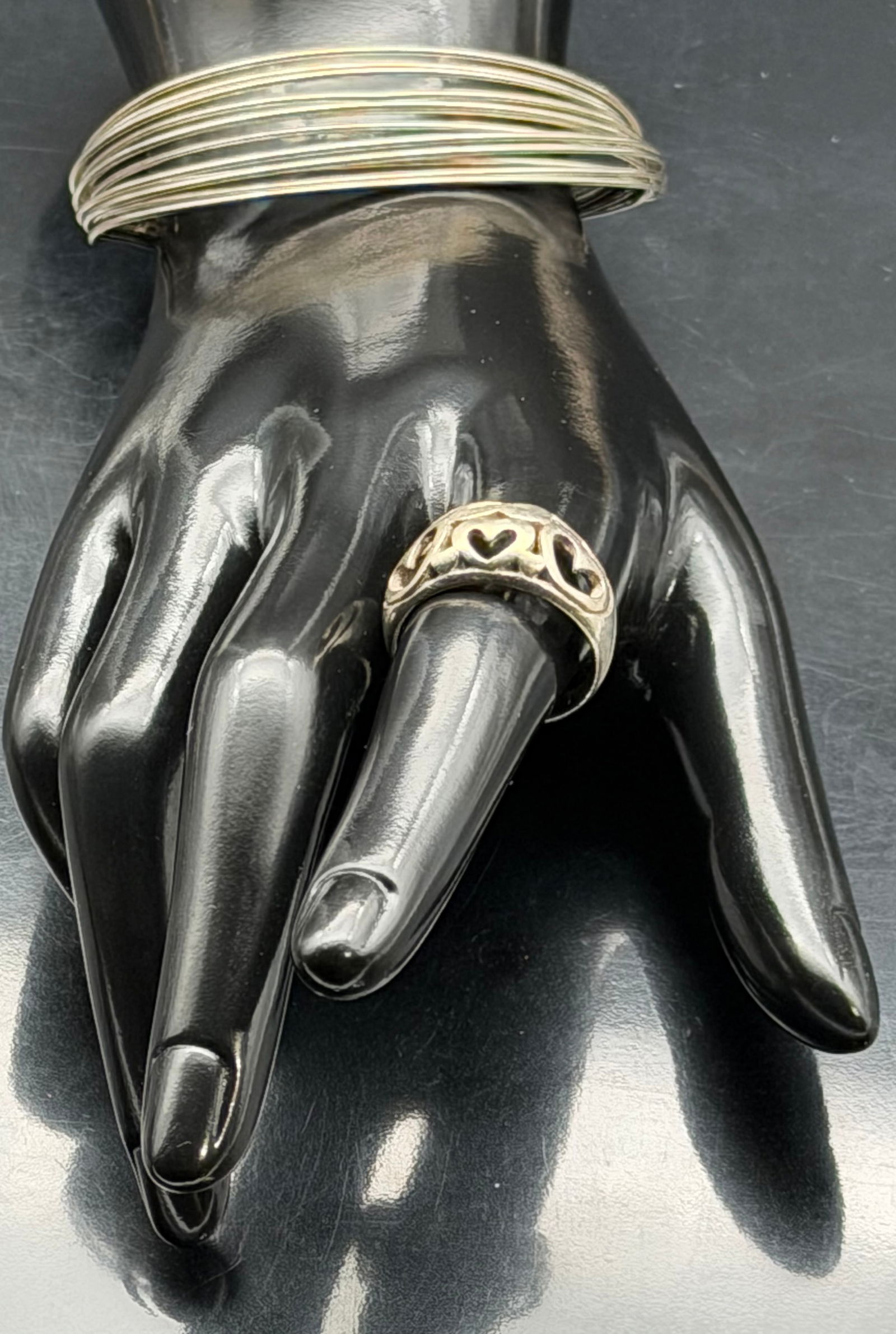 Sterling Silver 925 Heart Band Ring & Multi-Wire Bracelet Set 22g: Sterling silver jewelry set including a heart cut-out band ring and matching style multi-wire bangle bracelet. Ring is marked 925 inside the band. Sweet romantic design with open heart pattern and sta