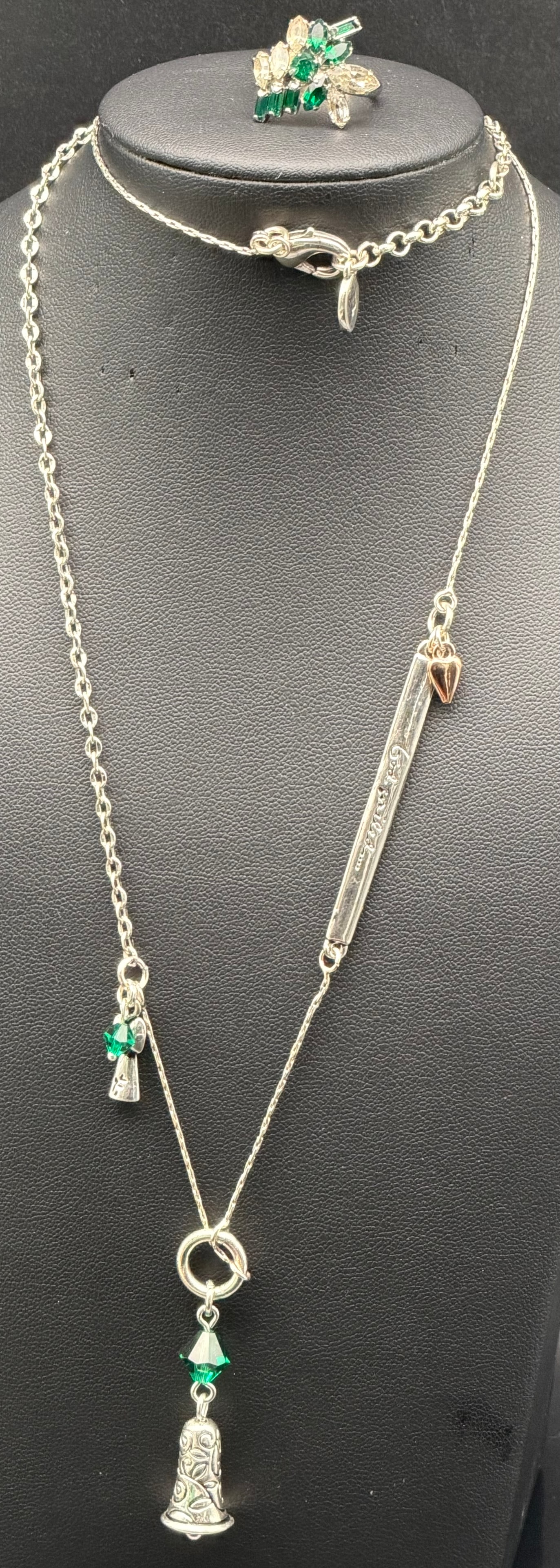 Thomas Sabo 925 Sterling Silver Necklace & Ring Set Green Crystal 17g: Beautiful Thomas Sabo sterling silver jewelry set including necklace with bar and charm pendants and matching ring. Marked 925 and signed Thomas Sabo. Features green crystal accents and detailed charm