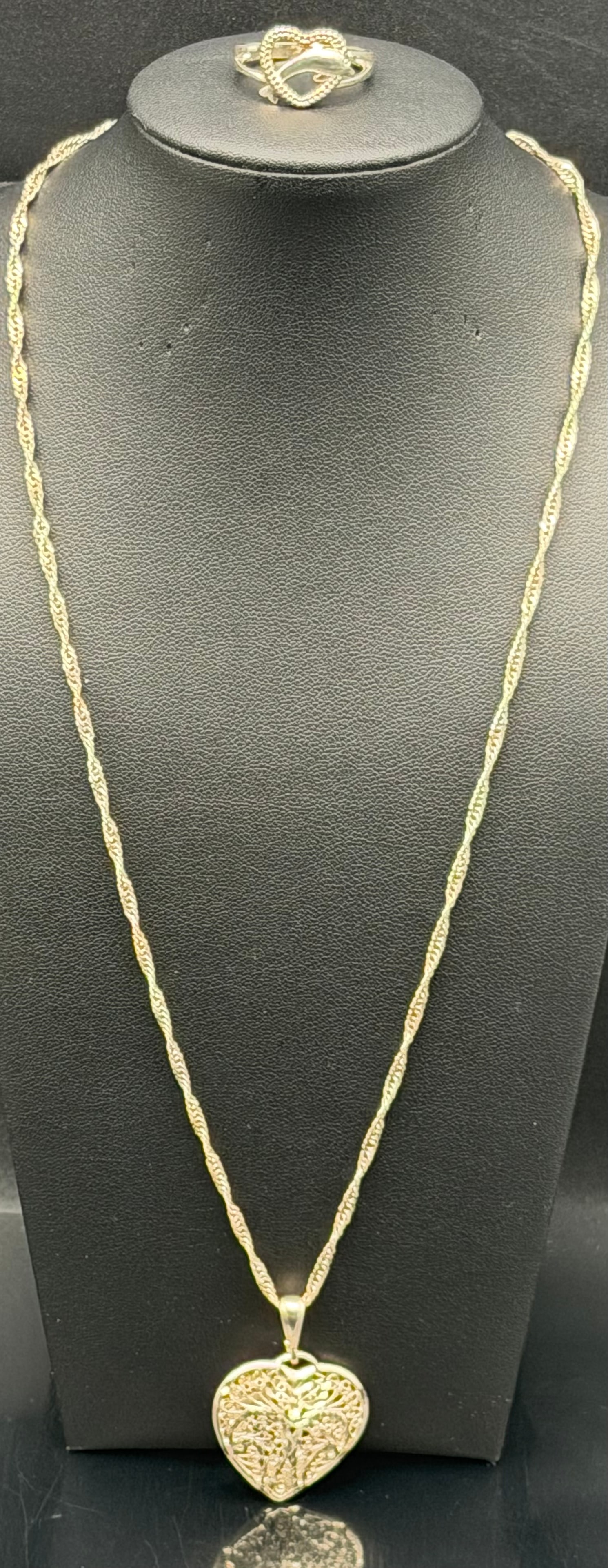 Sterling Silver 925 Italy Filigree Heart Pendant Necklace & Heart Ring Set-14g: Beautiful sterling silver jewelry set featuring a detailed filigree heart pendant necklace and matching open heart ring. The necklace chain and tags are marked 925 Italy, and the ring is also stamped