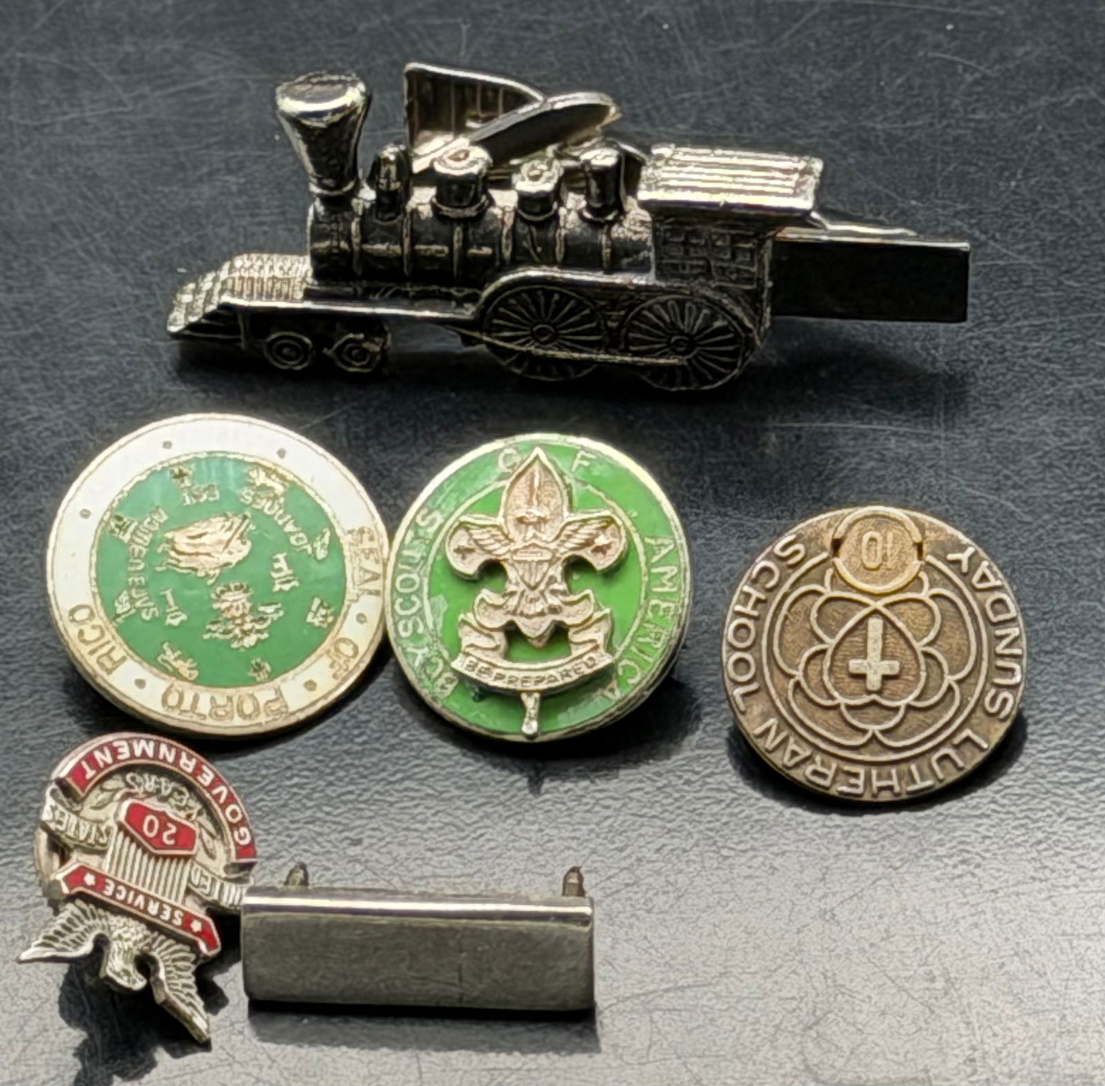 Vintage Sterling Silver Cufflinks & Pins Lot – Sombrero 925, BSA, Train Tie Clip, Service Pins (1 of 15)