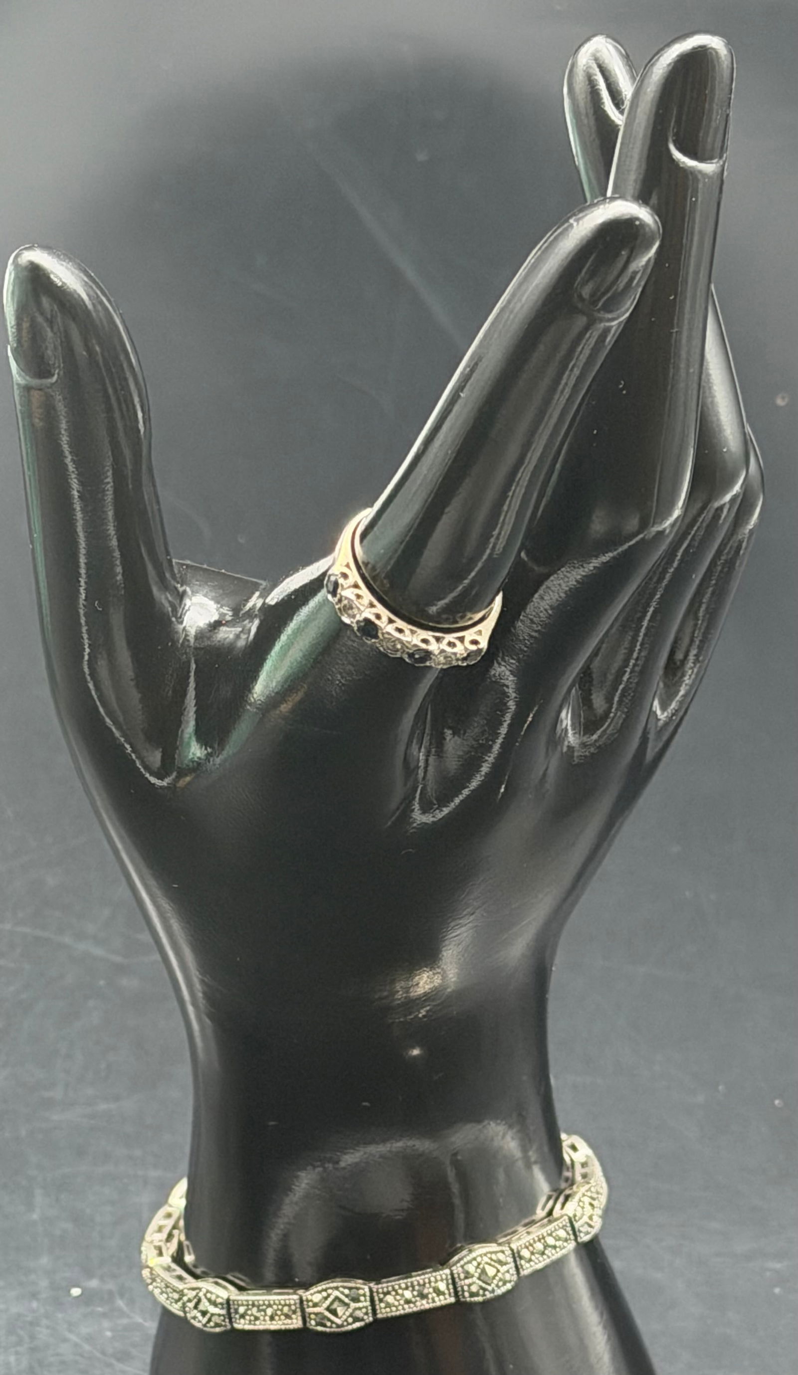 Sterling Silver 925 Ring & Bracelet Set Vintage Panel Link Filigree Band 17g Lot: Beautiful vintage sterling silver jewelry set including a geometric panel link bracelet and matching filigree style band ring.