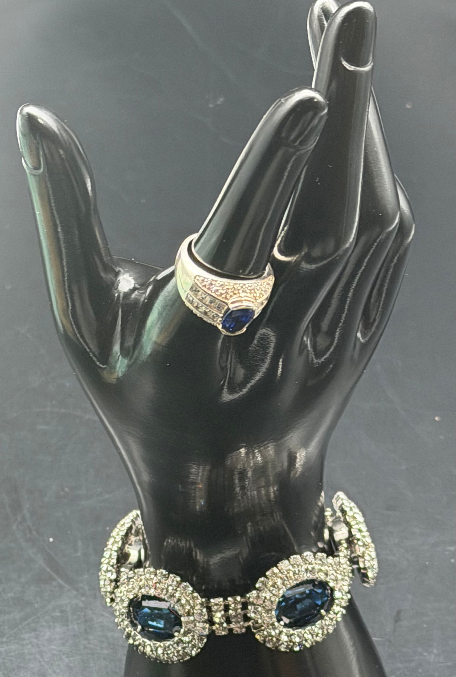 Kramer New York Bracelet Sterling Silver 925 Blue Stone Ring 56g: Vintage signed Kramer New York sterling silver jewelry set including a statement blue stone halo bracelet and matching Sterling Silver 925 Blue Stone Ring