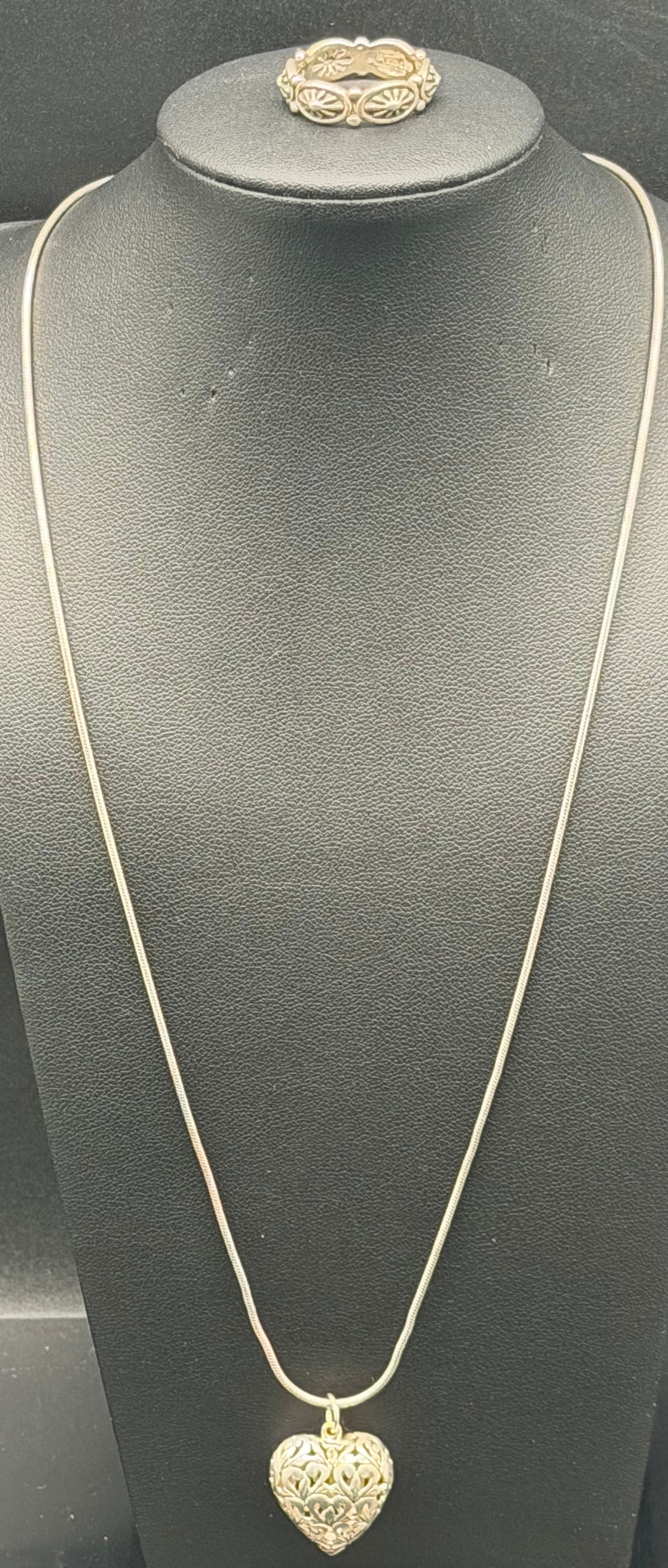 Italy 925 Sterling Silver Gold Plated Heart Necklace & Ring 15g: Beautiful Italian sterling silver jewelry set featuring a gold plated snake chain necklace with detailed filigree heart pendant and matching band ring. Both pieces are marked 925 Italy with AGI maker�