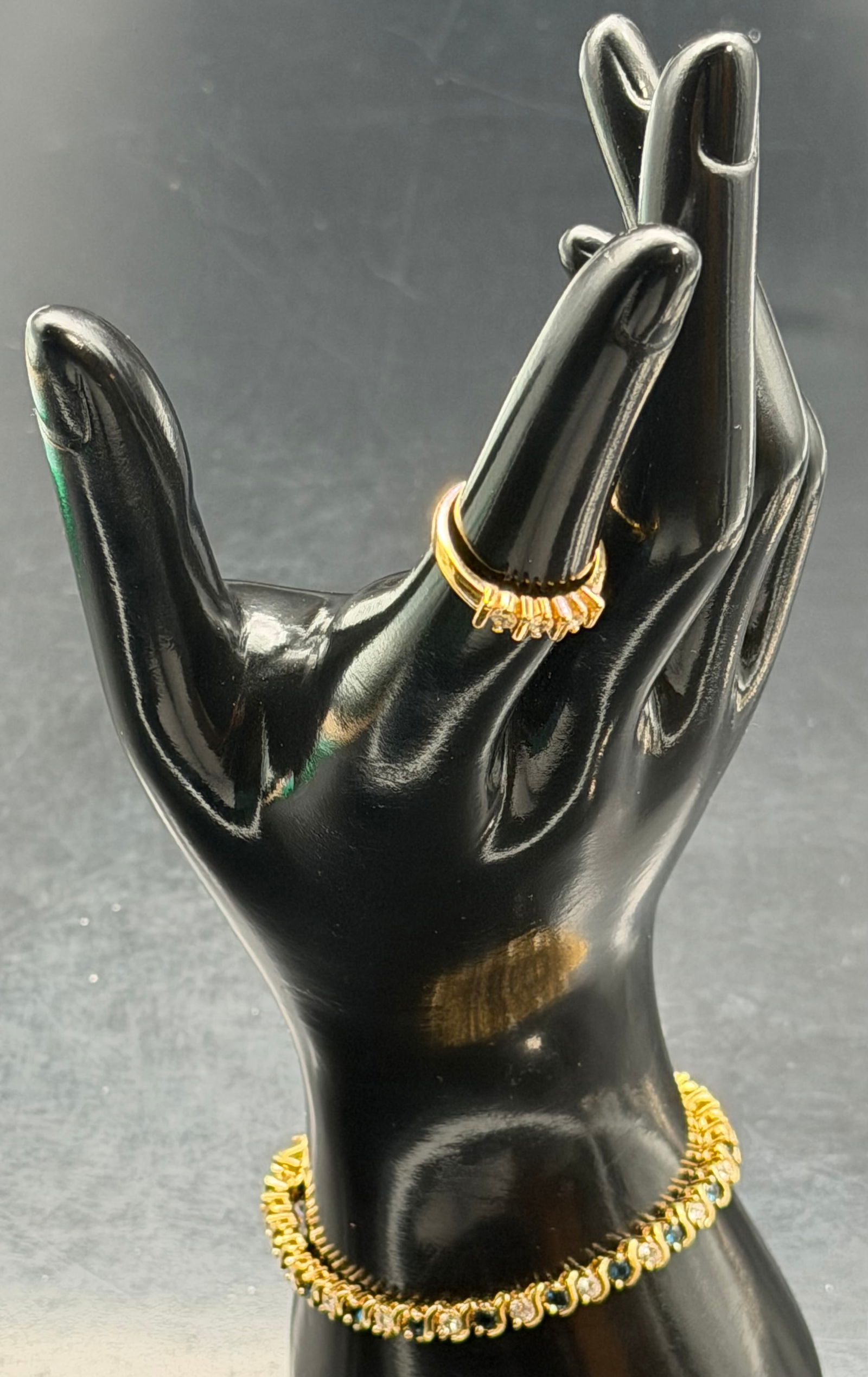 Vintage 925 Sterling Silver Gold Plated Ring & Bracelet Set Clear Stones 15g: Matching ring and bracelet set crafted in stamped 925 sterling silver with gold plating. Features clear accent stones in a classic linked bracelet design with coordinating ring. Elegant vintage style.