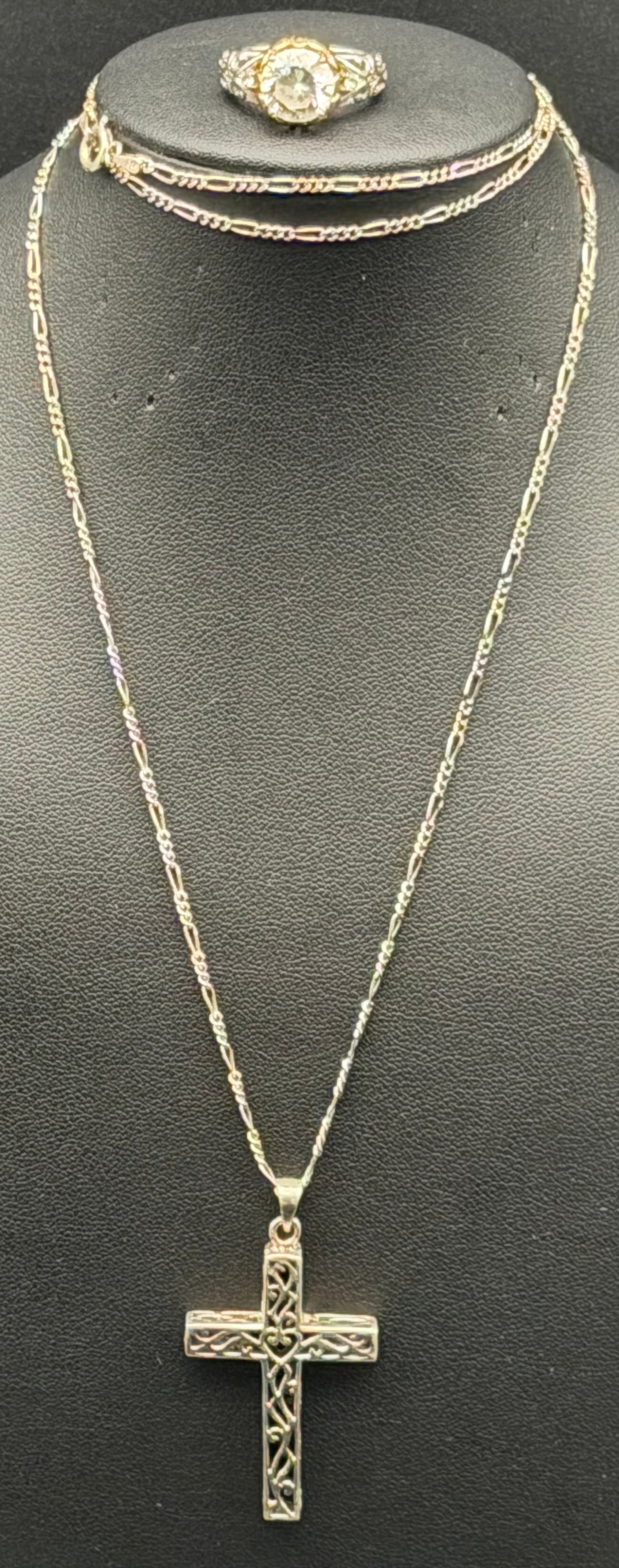 Italy 925 Sterling Silver Cross Necklace & Ring Set – Filigree Style – 16g: Sterling silver necklace with detailed cross pendant and matching ring. Close-up marks show ITALY and 925, confirming Italian sterling silver. Cross features decorative engraved / filigree-style detai