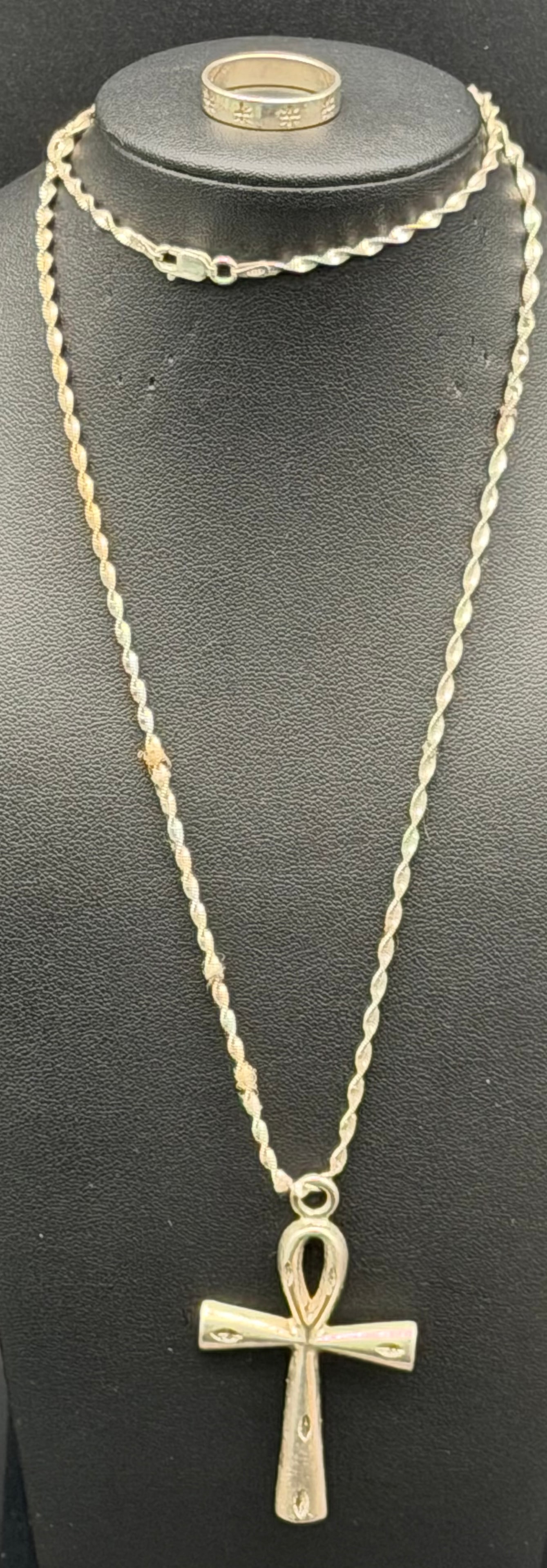 Sterling Silver 925 Ankh Cross Necklace & Ring Set Gold Vermeil 21g Religious Symbol: Beautiful sterling silver Ankh cross pendant necklace with matching engraved band ring. The Ankh is an ancient Egyptian symbol of life, making this a meaningful and stylish jewelry set.