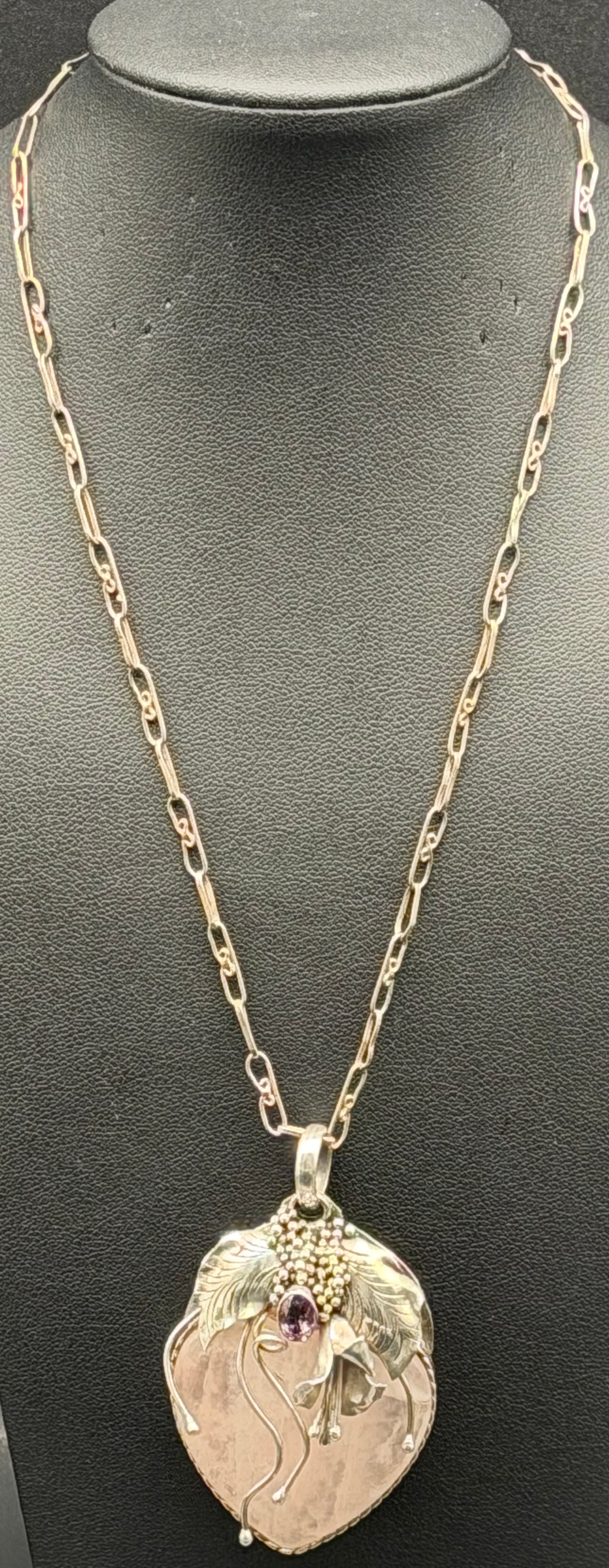 Large 925 Sterling Silver Grape Leaf Pendant Necklace Purple Stone 33g: Vintage-style sterling silver necklace featuring a large sculpted grape leaf and cluster pendant set with a purple accent stone.