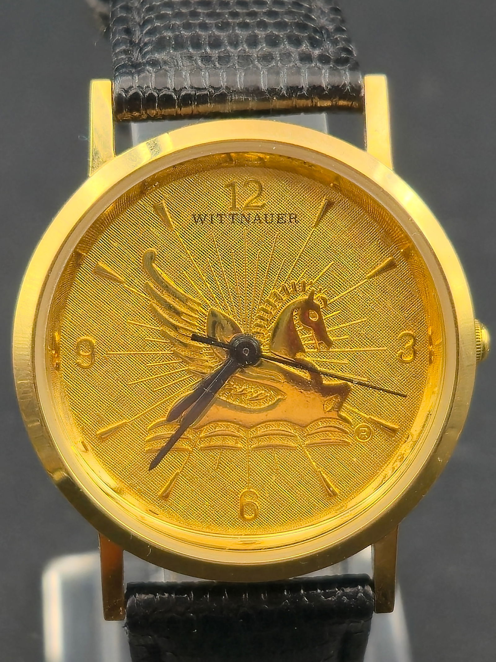 Wittnauer Pegasus Quartz Gold Tone Base Metal Wristwatch 33mm circa 1980s (1 of 9)