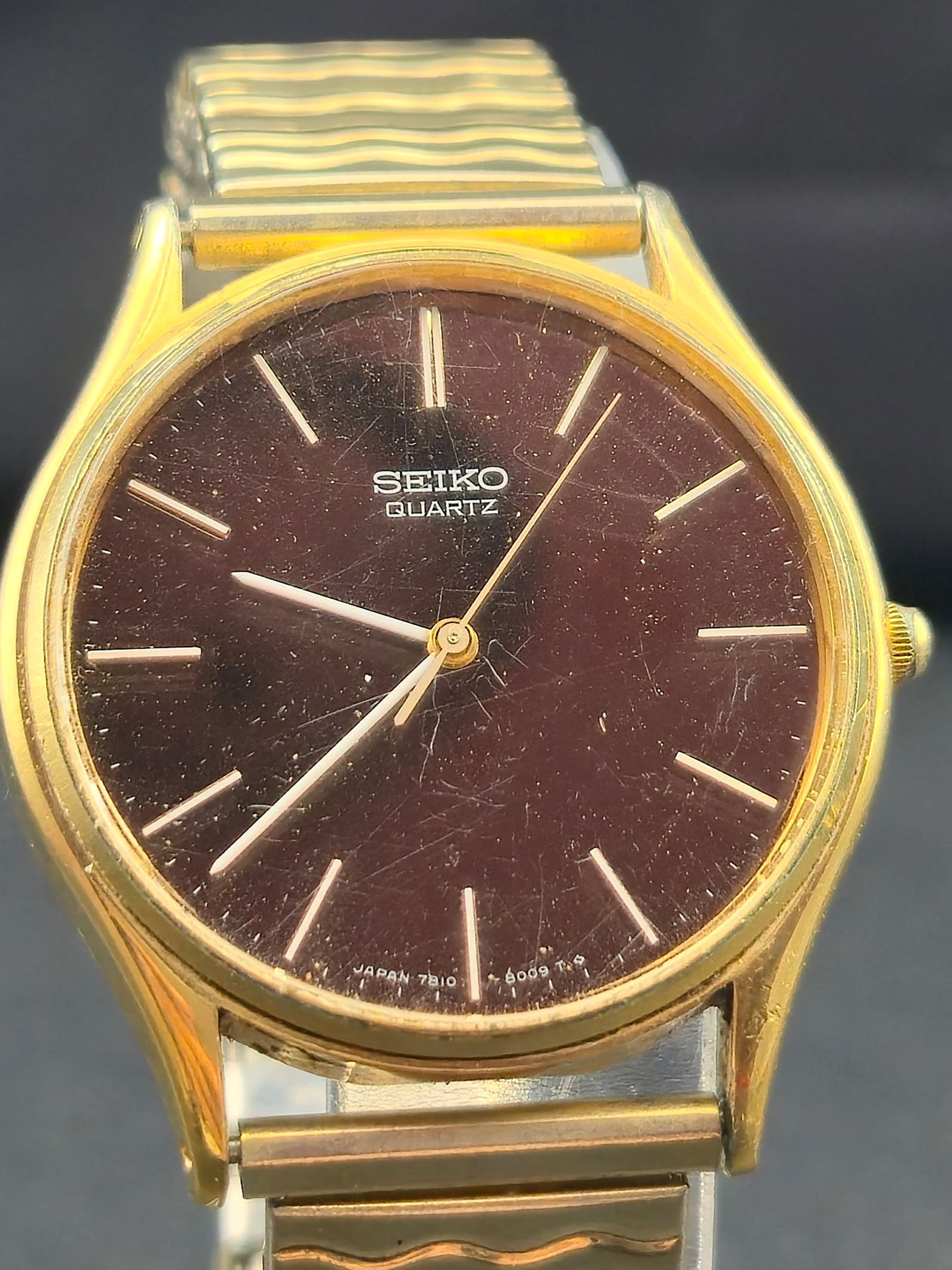 Seiko Quartz Gold Tone Base Metal Wristwatch 34mm Ref 7810 8049 circa (1 of 10)