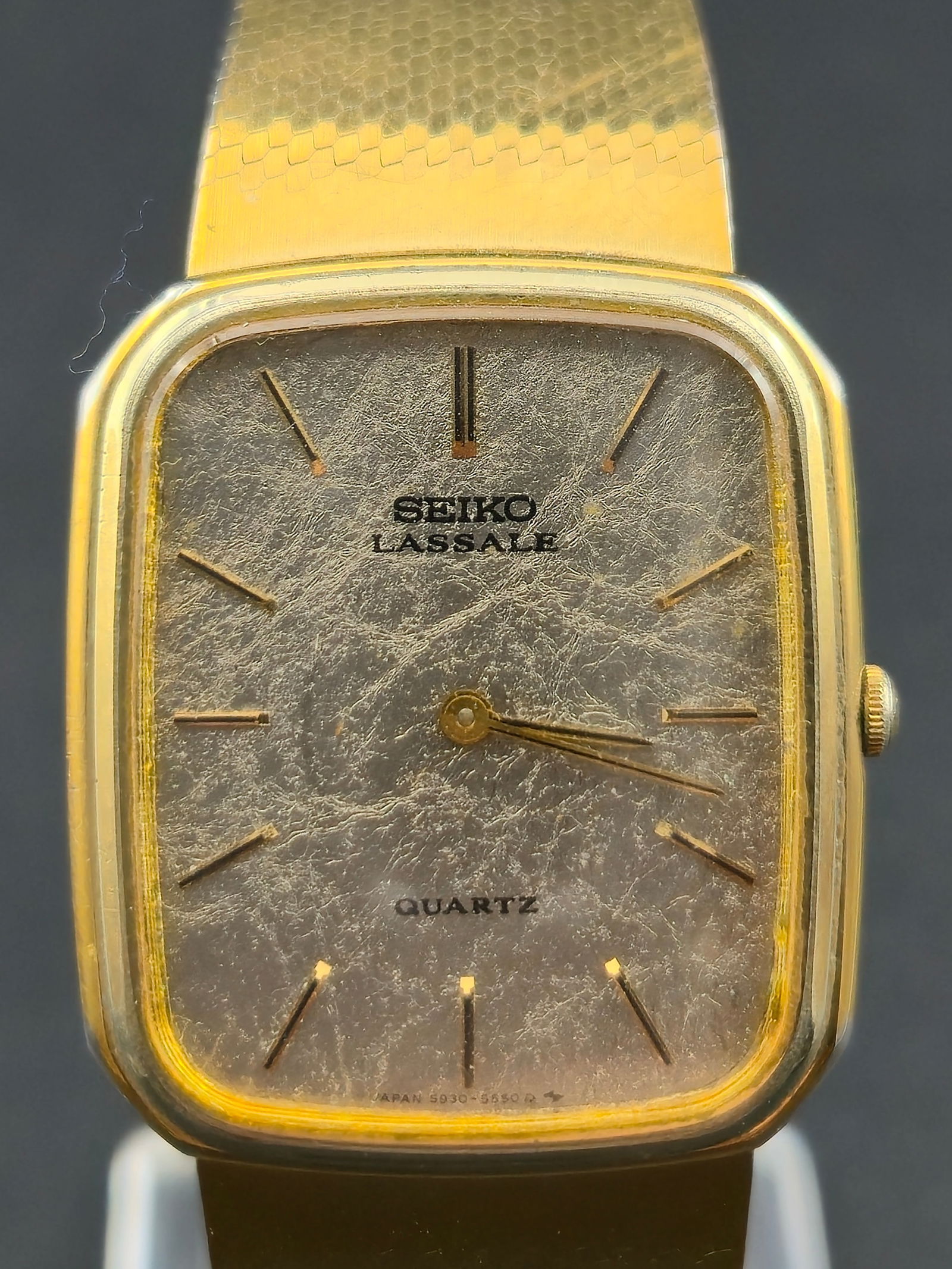 Seiko Lassale Quartz Dress Wristwatch Gold Tone Mesh Bracelet 26mm Ref 5930 5527 circa 1980s (1 of 10)
