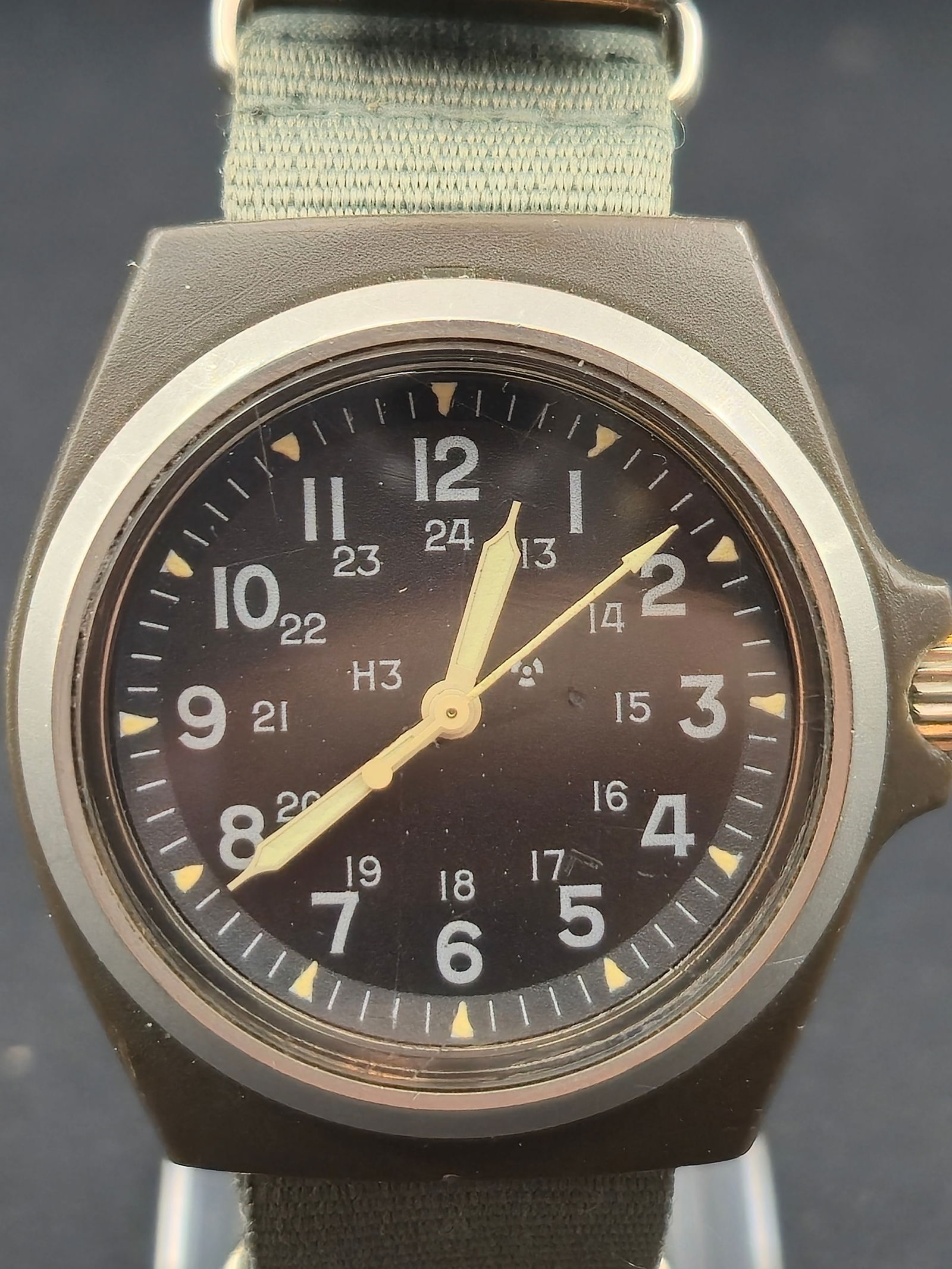 U.S. Military Field Wristwatch Manual Wind MIL-W-46374 Stocker Yale H3 36mm Vietnam Era (1 of 7)