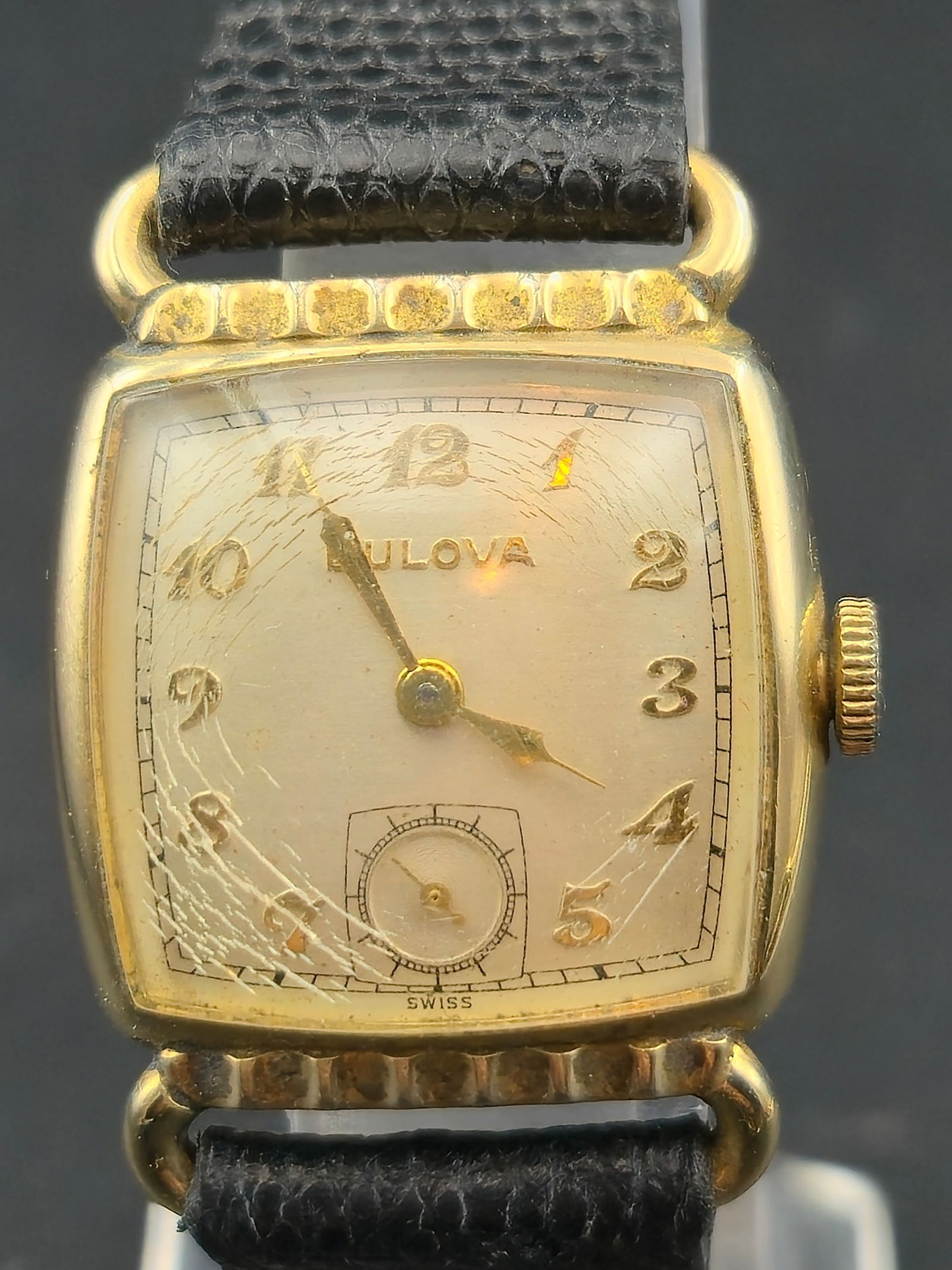 1950 Bulova Rectangular Wristwatch L0 10K Rolled Gold Plate Runs (1 of 10)