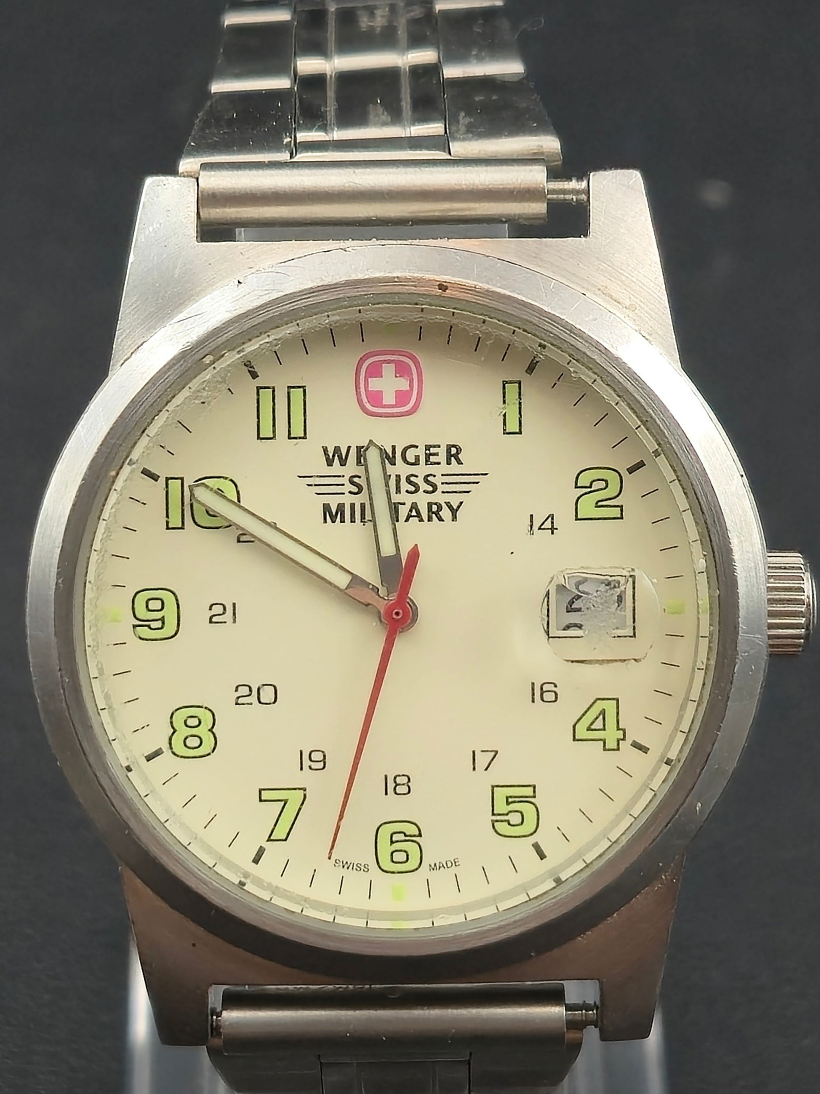 2000s Wenger Swiss Military Quartz 38mm Stainless Steel Date Watch (1 of 9)