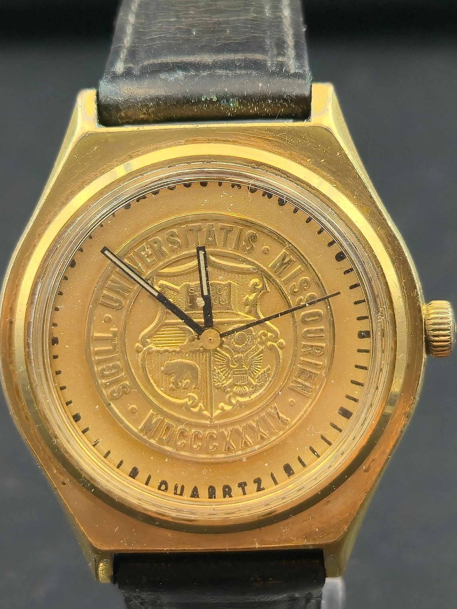 1978 Bulova Accutron N8 Quartz University of Missouri Seal Dial 35.1mm Runs (1 of 10)