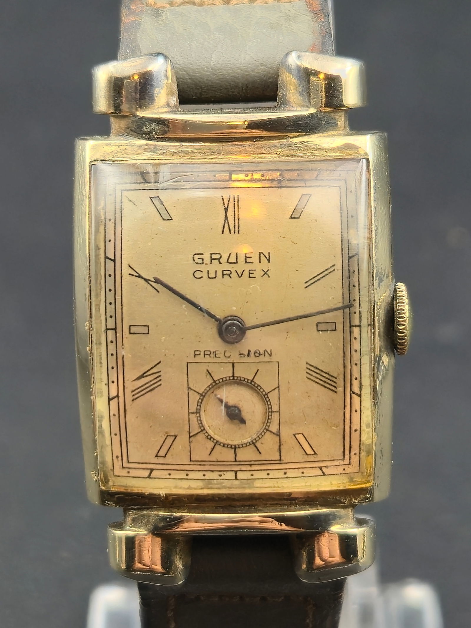 1930s Gruen Curvex Precision 17J 10K Gold Filled Rectangular Watch Running (1 of 10)