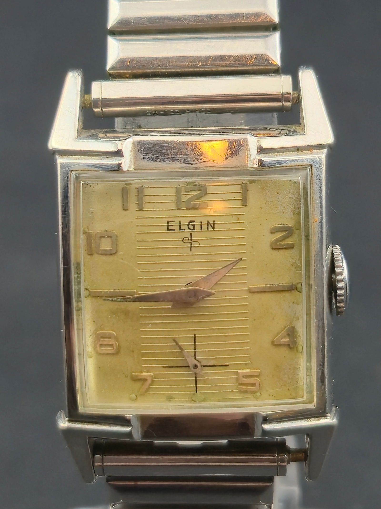 Elgin 1950s Rectangular Wristwatch 10K White RGP 19J Cal 711 24mm (1 of 11)