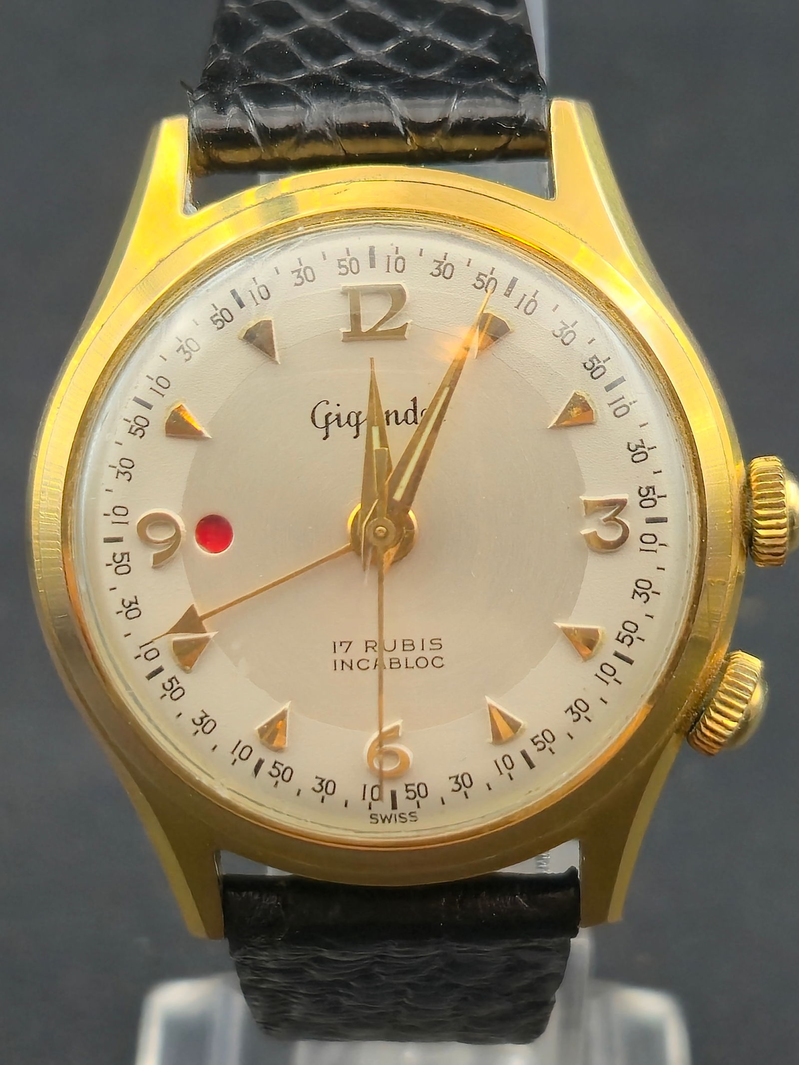 1960s Gigandet Swiss Alarm 17 Rubis Incabloc Gold Tone 34mm Watch Running (1 of 10)