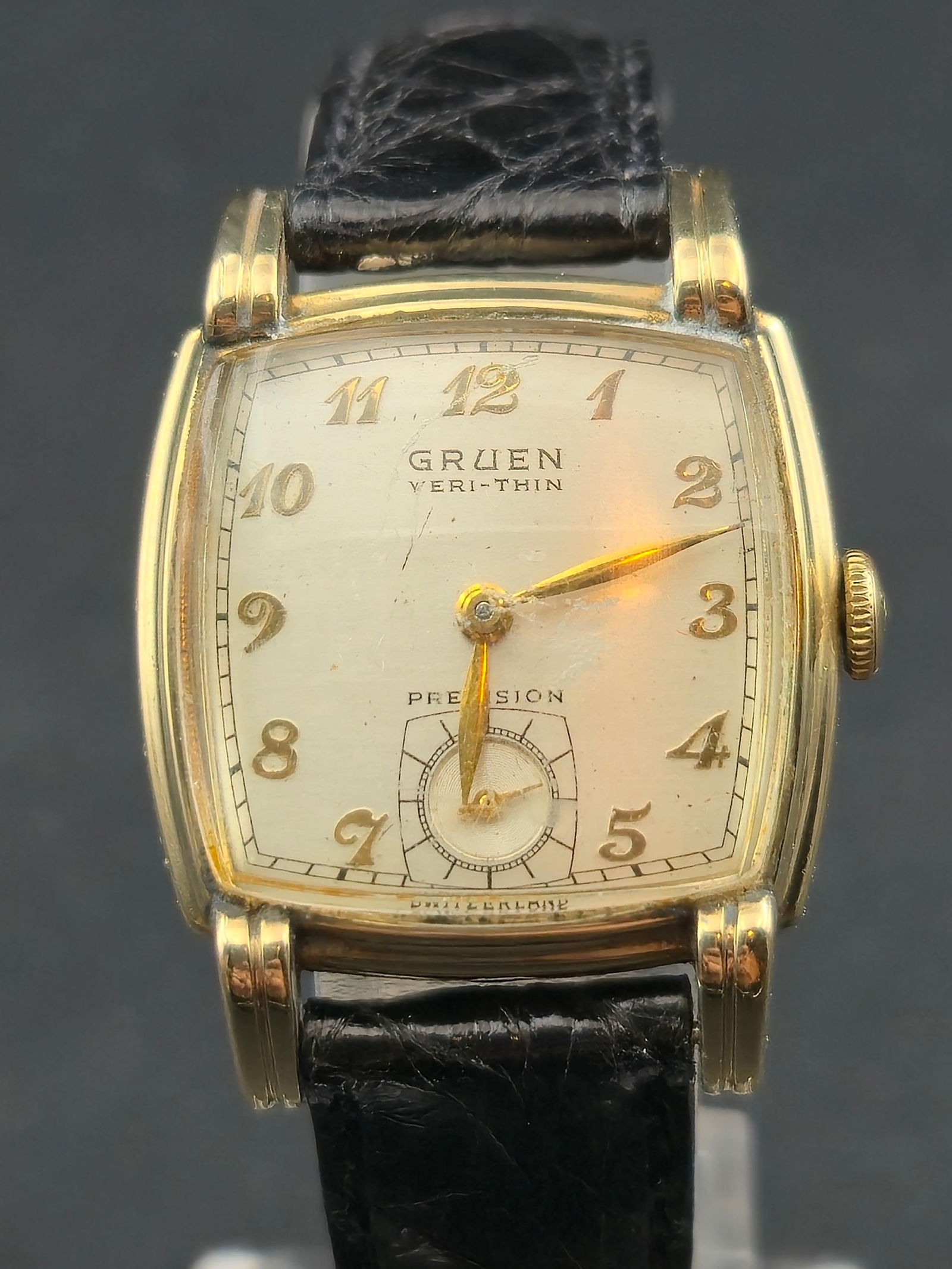 1940s Gruen Veri-Thin Precision 17J 10K GF Bezel 425-591 Running 26mm (1 of 10)