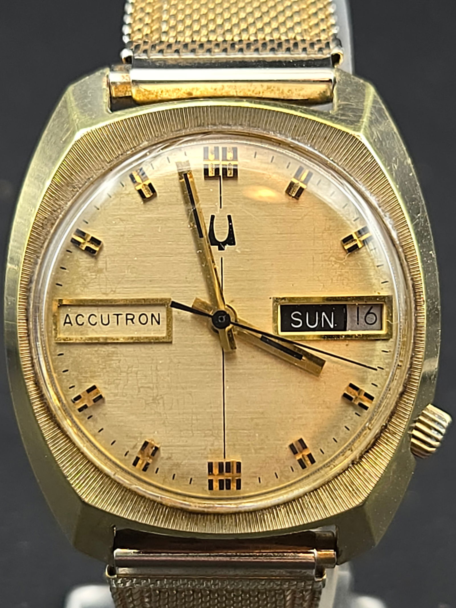 1977 Bulova Accutron N7 Day Date 218 10K Gold Plate 34mm (1 of 10)