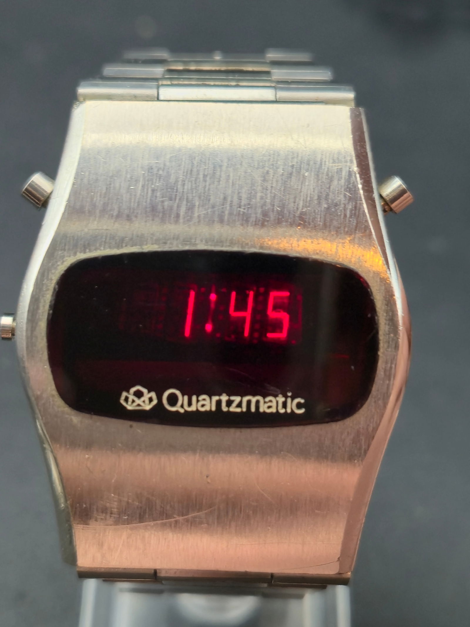 1970s Quartzmatic LED Digital 34mm Base Metal Bezel Stainless Steel Back Watch (1 of 10)