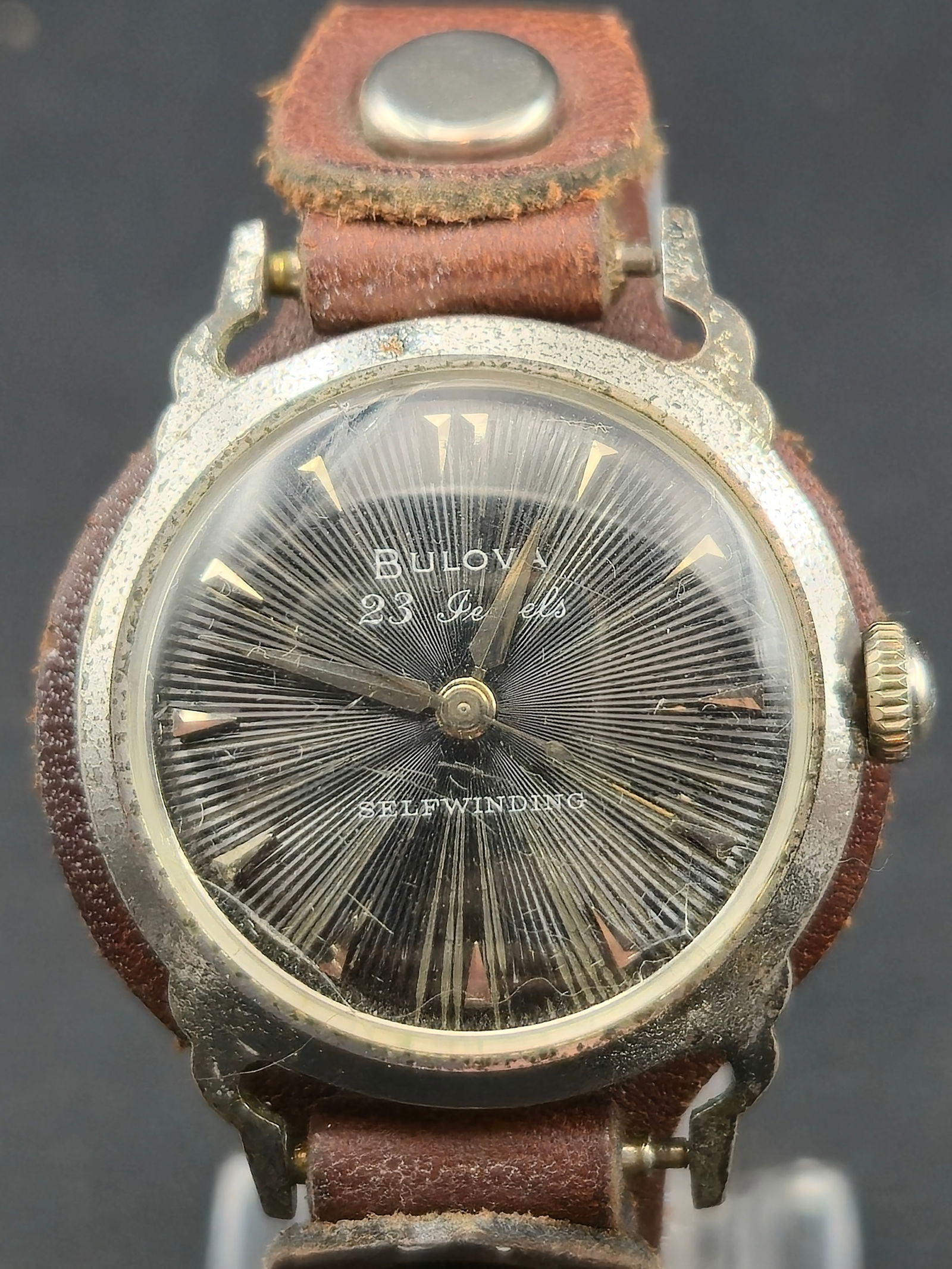1954 Bulova 10BQAC 23 Jewels Selfwinding 31mm L4 Black Starburst Dial Watch (1 of 10)