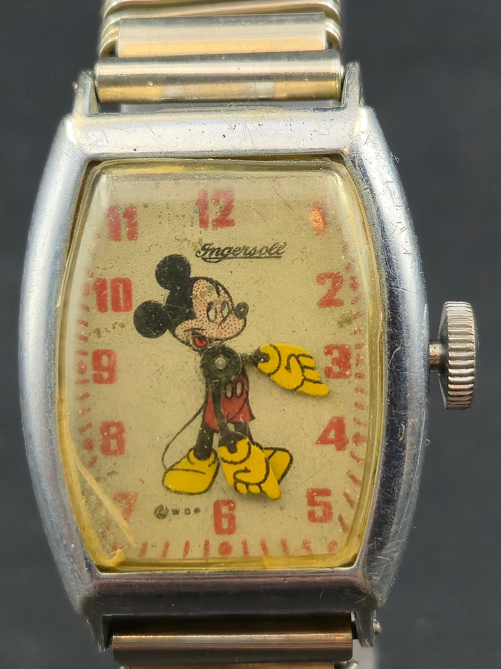 1930s Ingersoll Mickey Mouse 26mm US Time Tank Watch (1 of 10)
