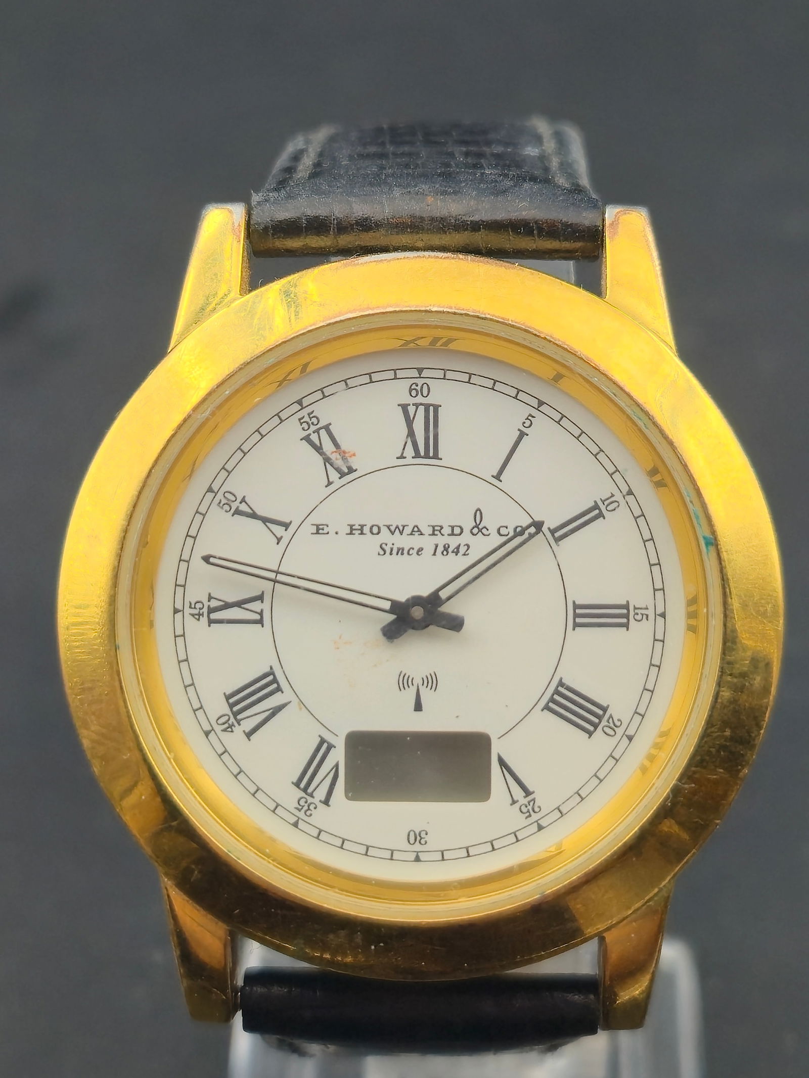 1990s E. Howard & Co Since 1842 Gold Tone Quartz 39mm Analog Digital Watch (1 of 8)