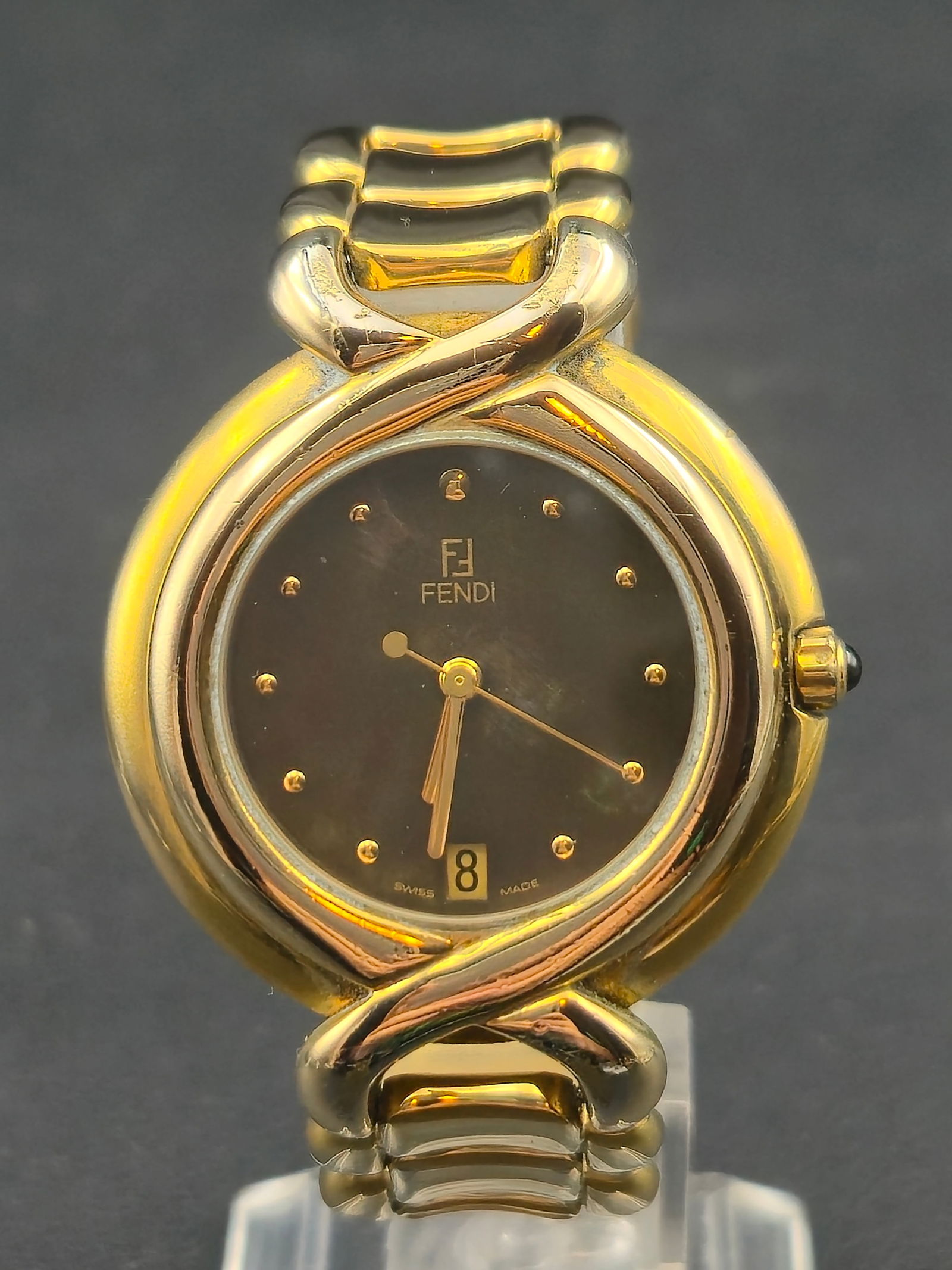 1990s Fendi 700G 001-641 Gold Plated Quartz 35mm Swiss Watch Bracelet (1 of 12)