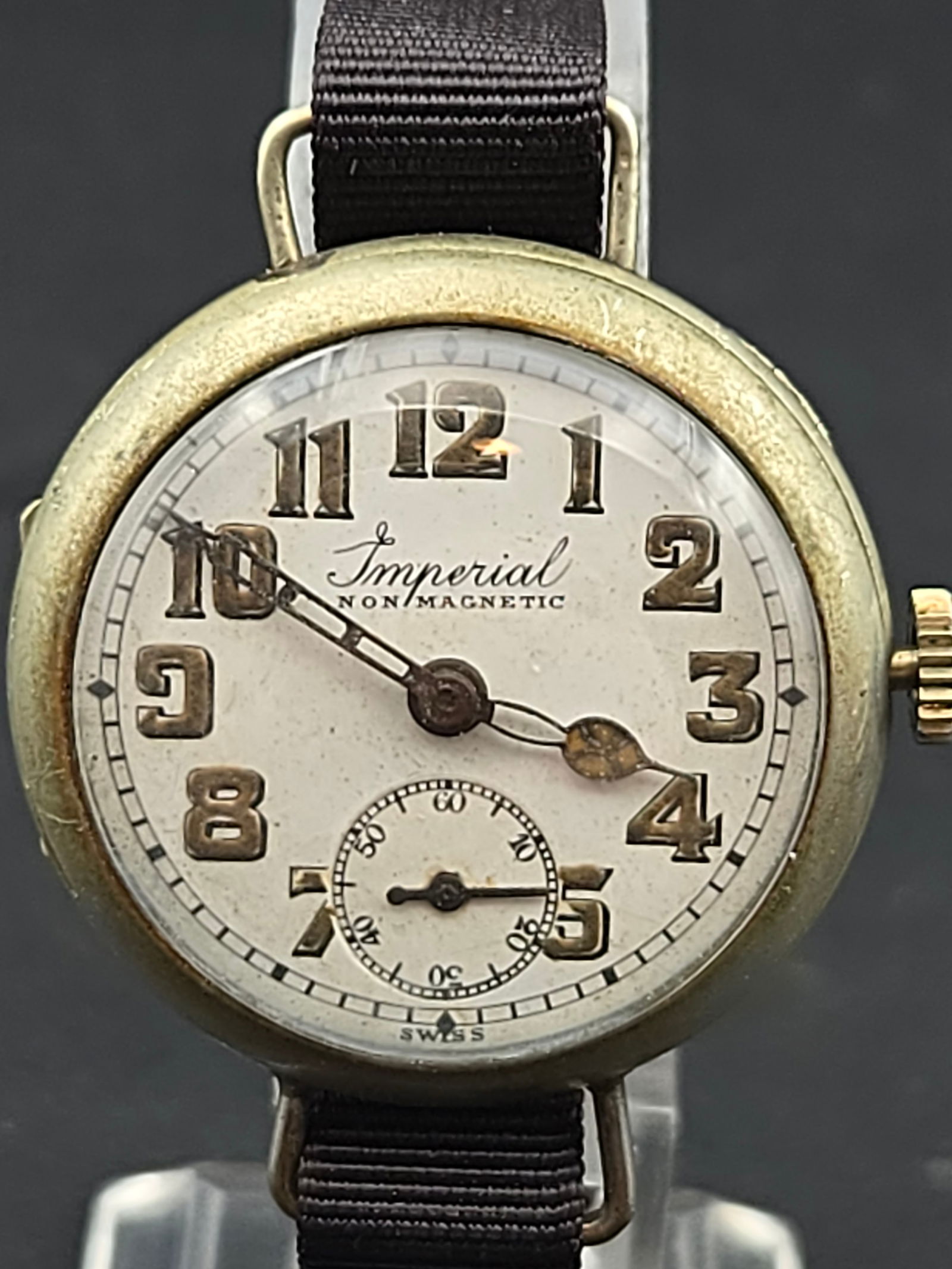 1930s Buren Imperial 17J 2 Adj Manual Wind 30mm Swiss Trench Watch Running (1 of 10)