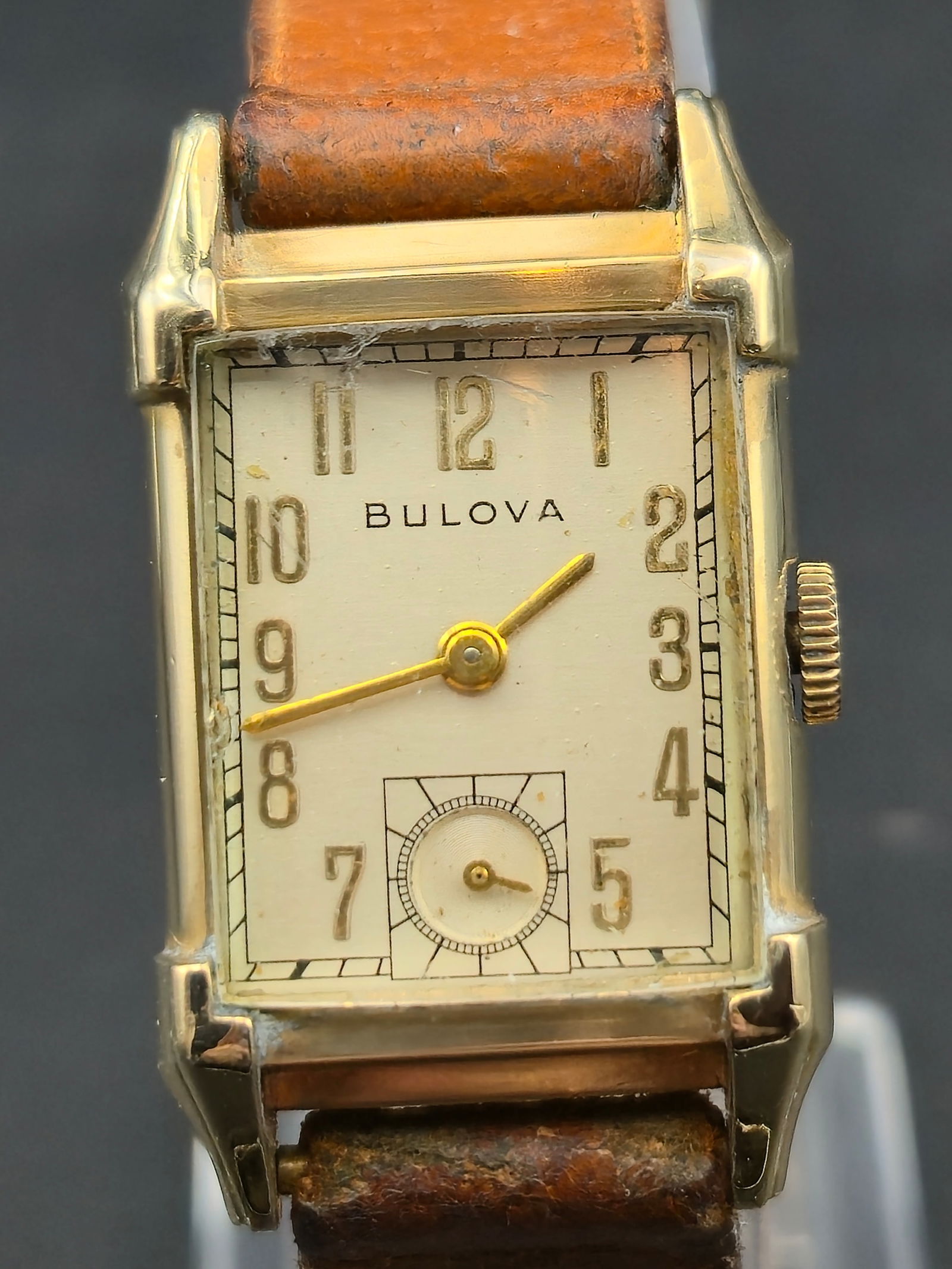 1930s Bulova 10K Gold Filled Tank 21J Manual Wind 21mm Running (1 of 10)