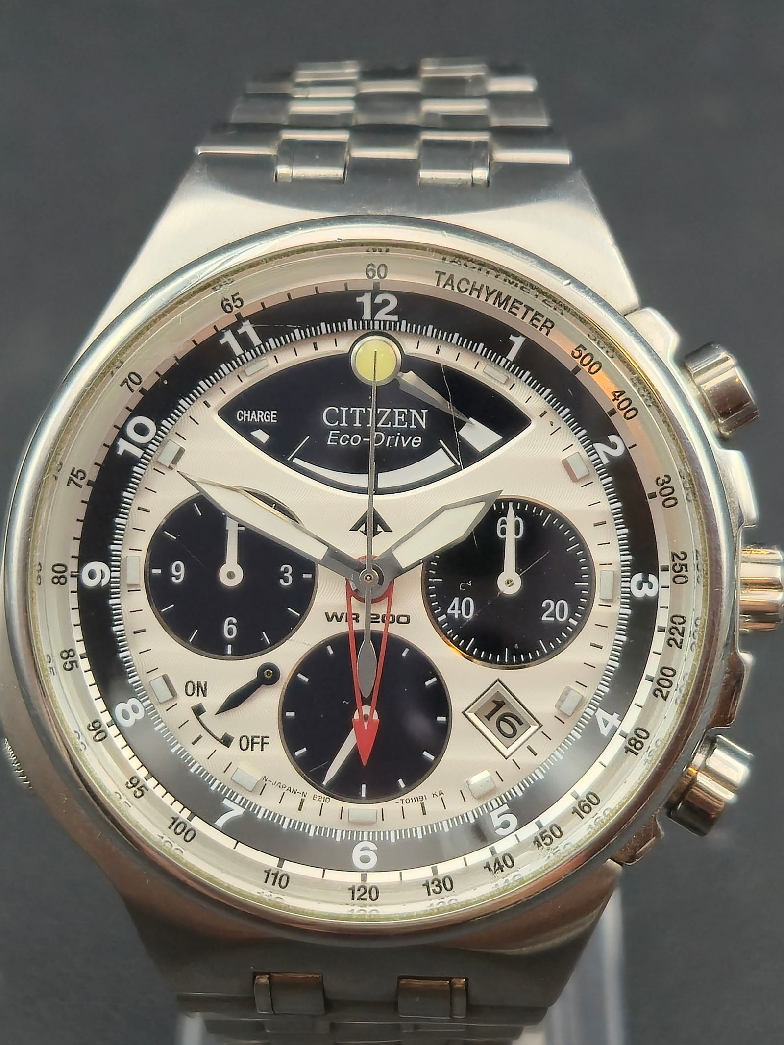 Citizen Eco Drive Calibre 2100 E210 S011991 WR200 45mm Chronograph Full Function (1 of 10)