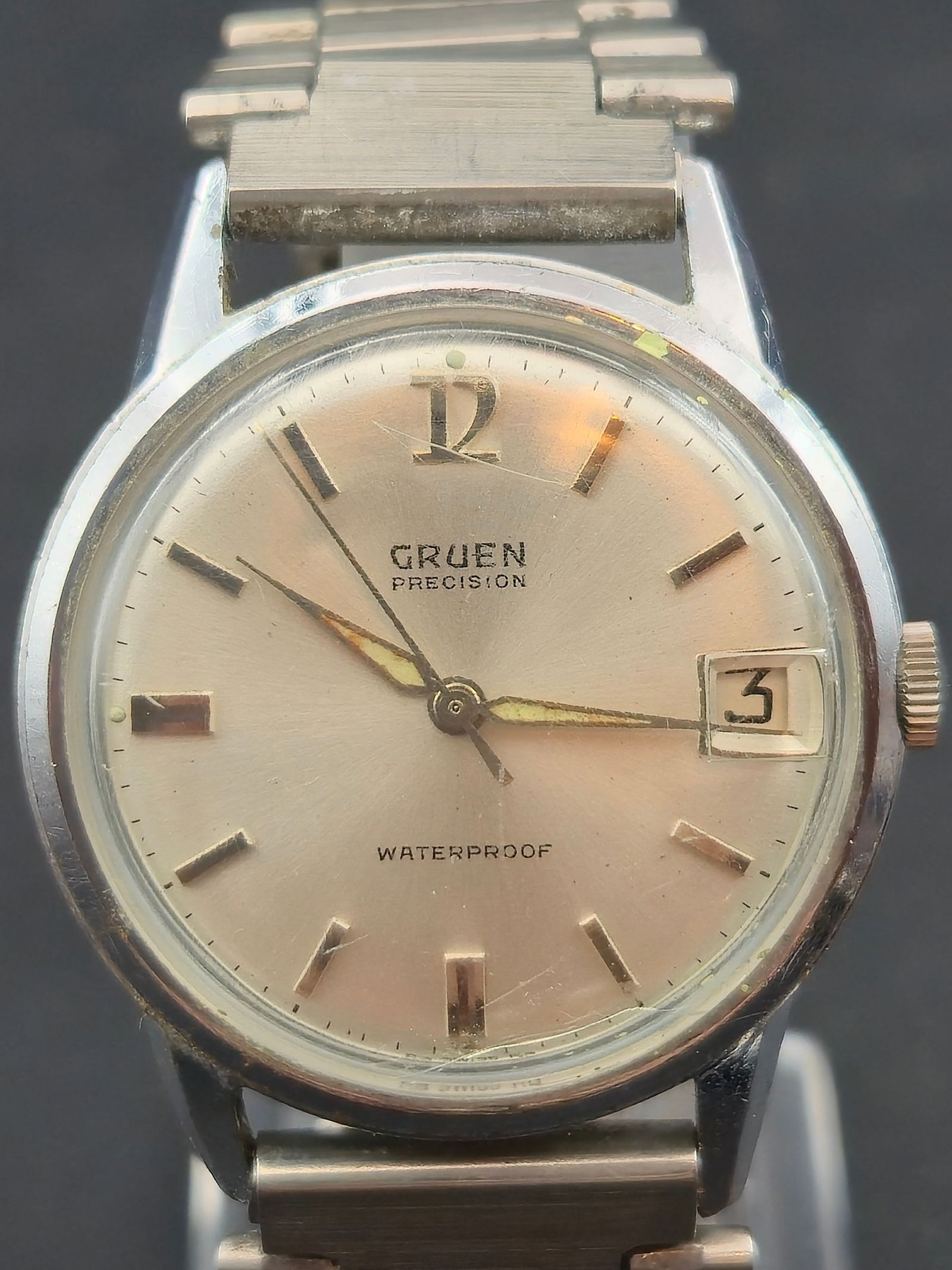 1960s Gruen Precision 510 CA 17J Manual Wind Date 35mm Running (1 of 10)