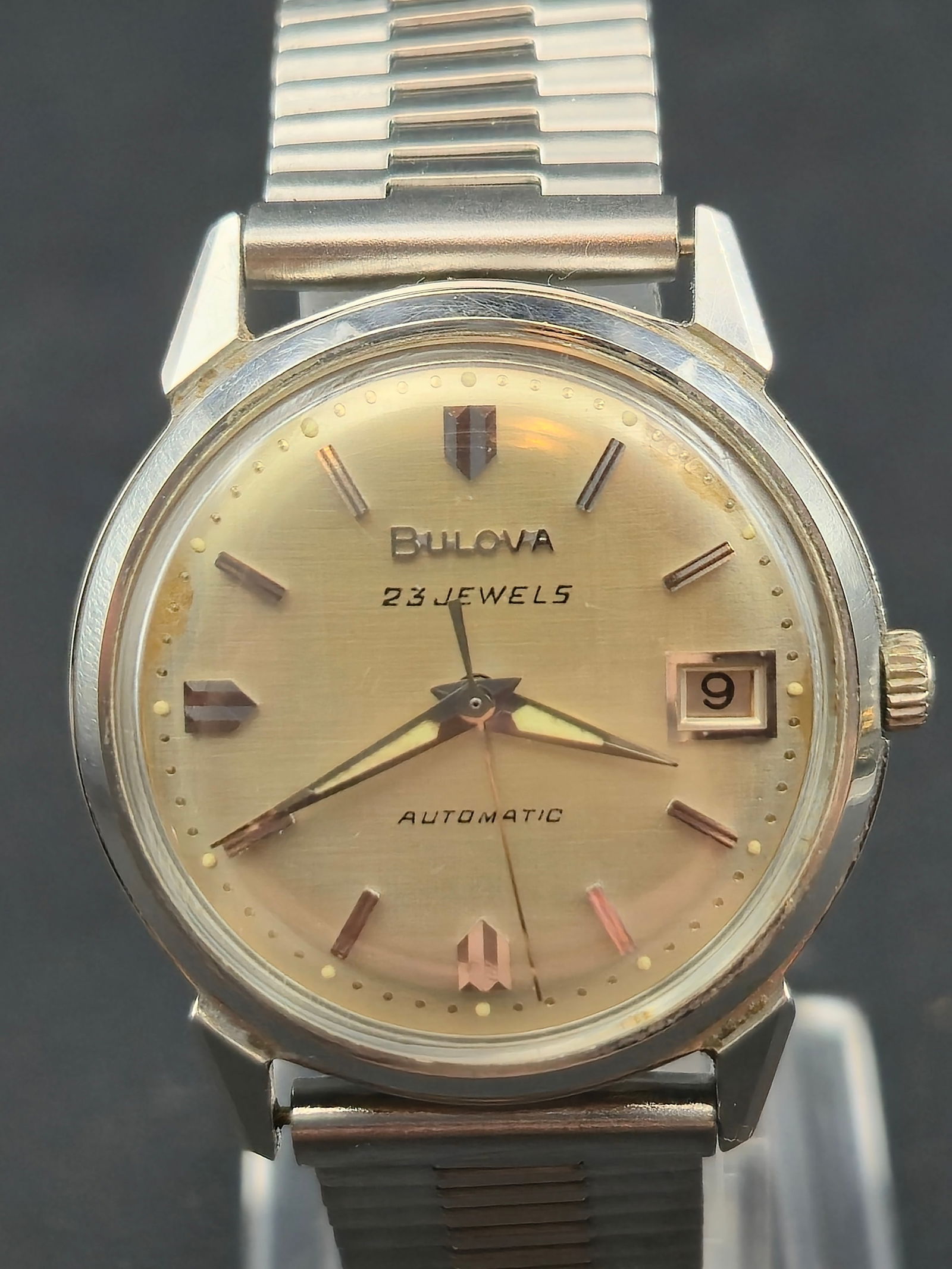 1968 Bulova 23J Automatic Date 10CPACD 32mm Stainless Steel Running (1 of 10)