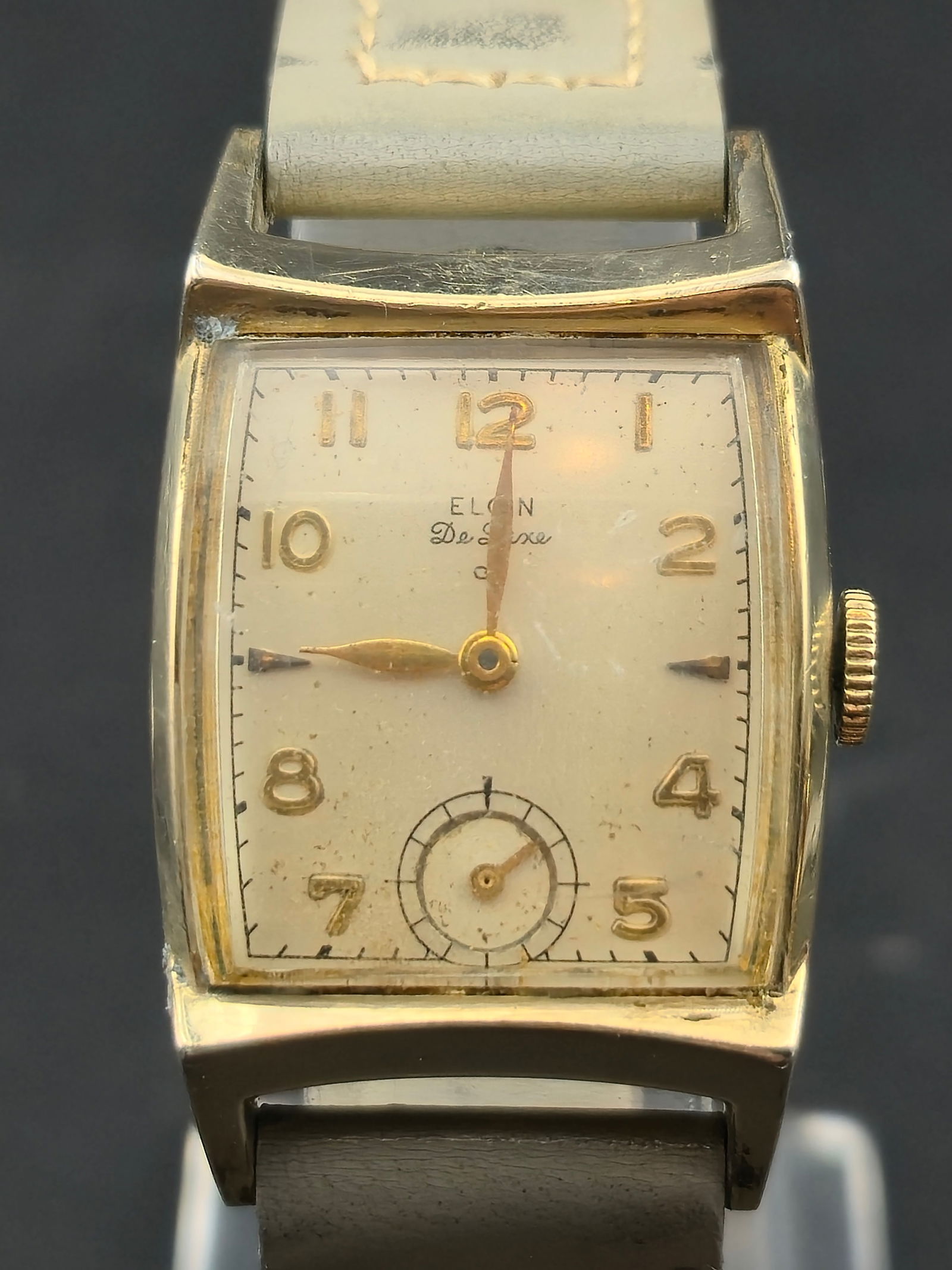 1947 Elgin DeLuxe Cal 672 17J 10K GF Tank Sub-Seconds 22mm (1 of 10)