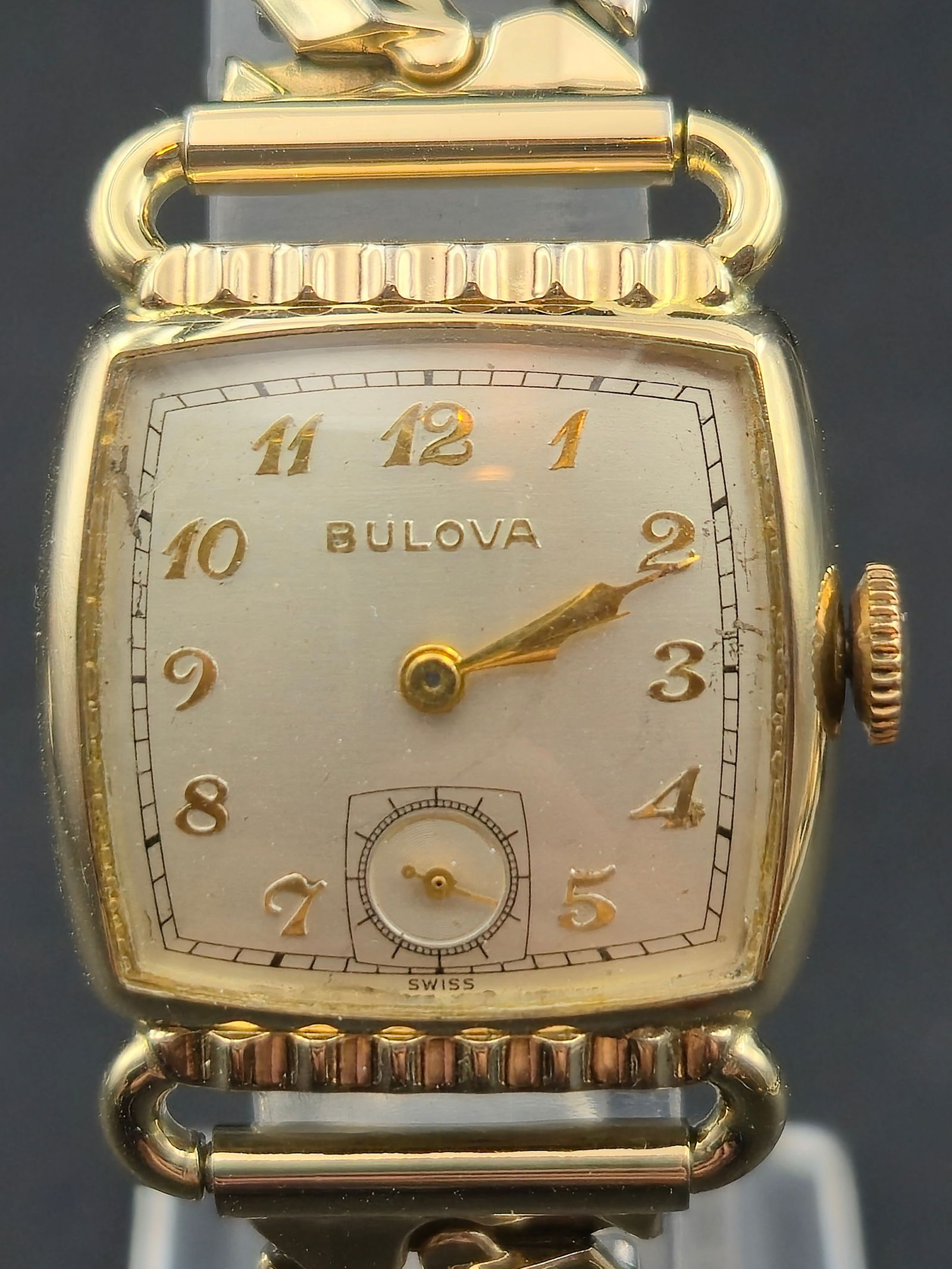 1942 Bulova L2 10K RGP Tank Style Manual Watch Original Box Running: Vintage 1942 Bulova manual wind wristwatch in excellent original condition with original Bulova Fifth Avenue New York presentation box. Caseback marked Bulova L2, dating this piece to 1942. Features a