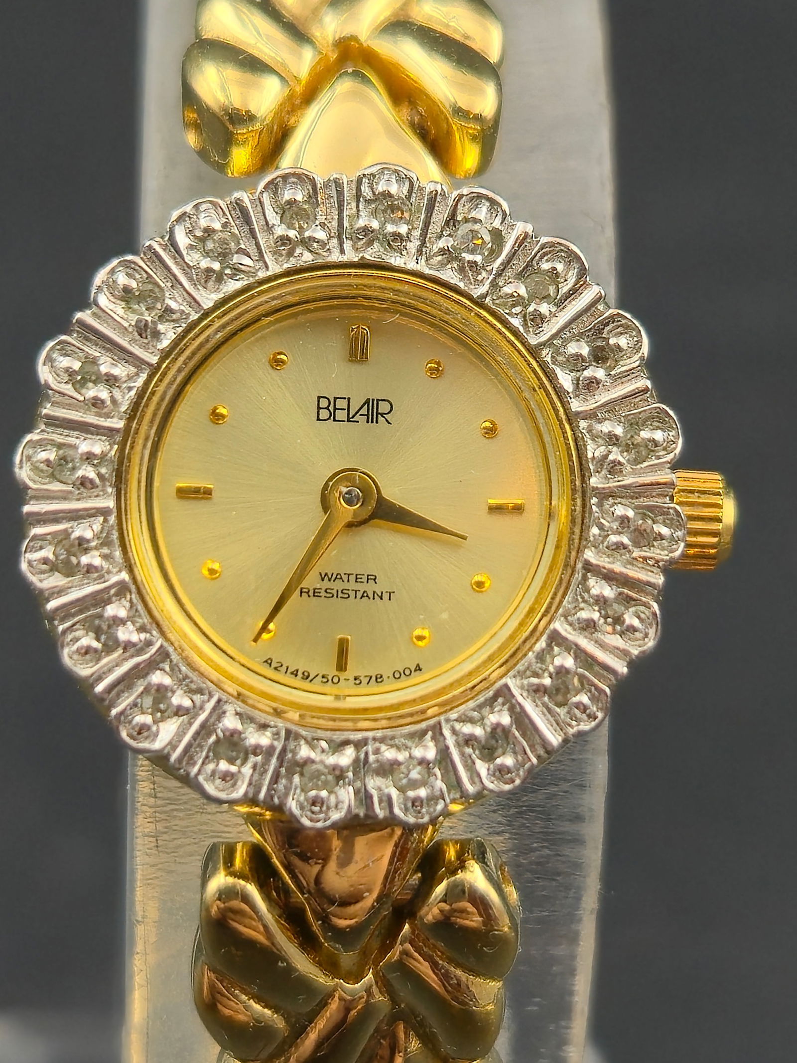 Belair Diamond Twist Ladies Quartz Gold Tone Watch Diamond Bezel 2 Extra Gem Bezels Box (1 of 11)