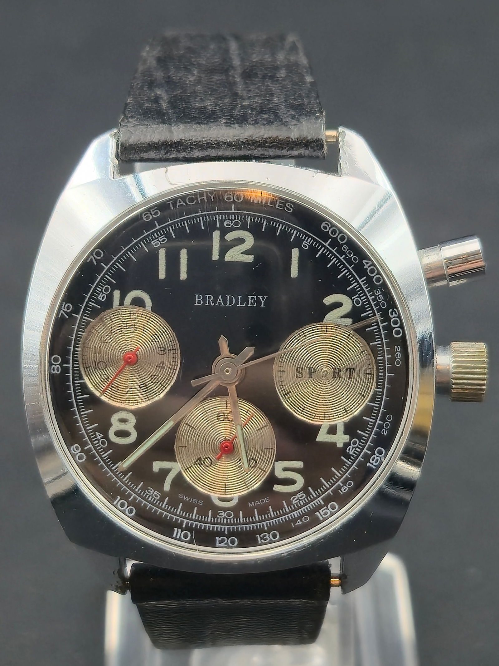 Bradley Sport 35mm Swiss Tachymeter Chronograph Style One Jewel Manual Runs Functional (1 of 10)