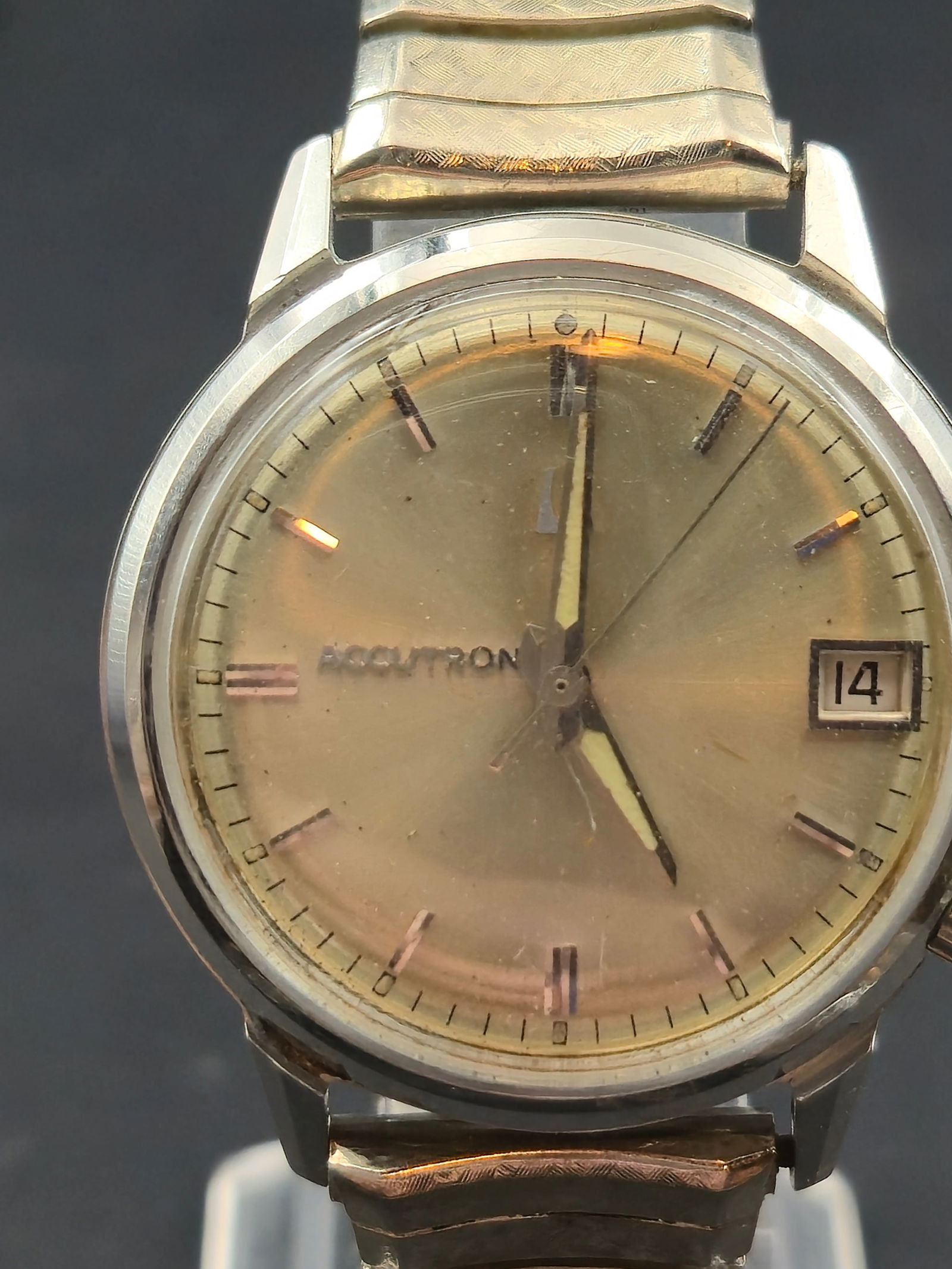 1967 Bulova Accutron 218D Date 34mm Stainless Steel M7 Tuning Fork 10K GF Top Caps Speidel Runs (1 of 12)