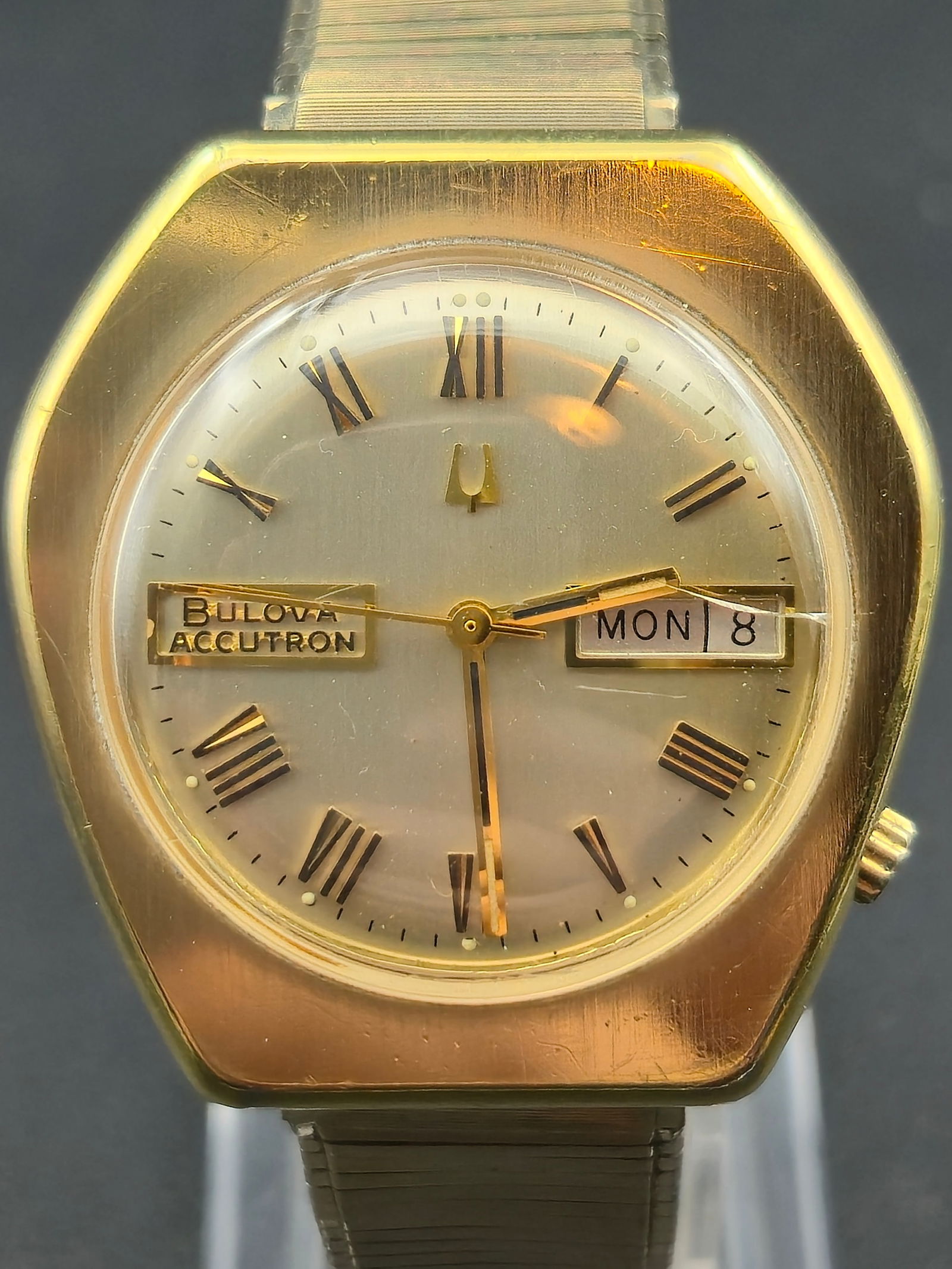 1973 Bulova Accutron Day Date N3 Cal 2182 Helmet Case 38mm Running (1 of 12)