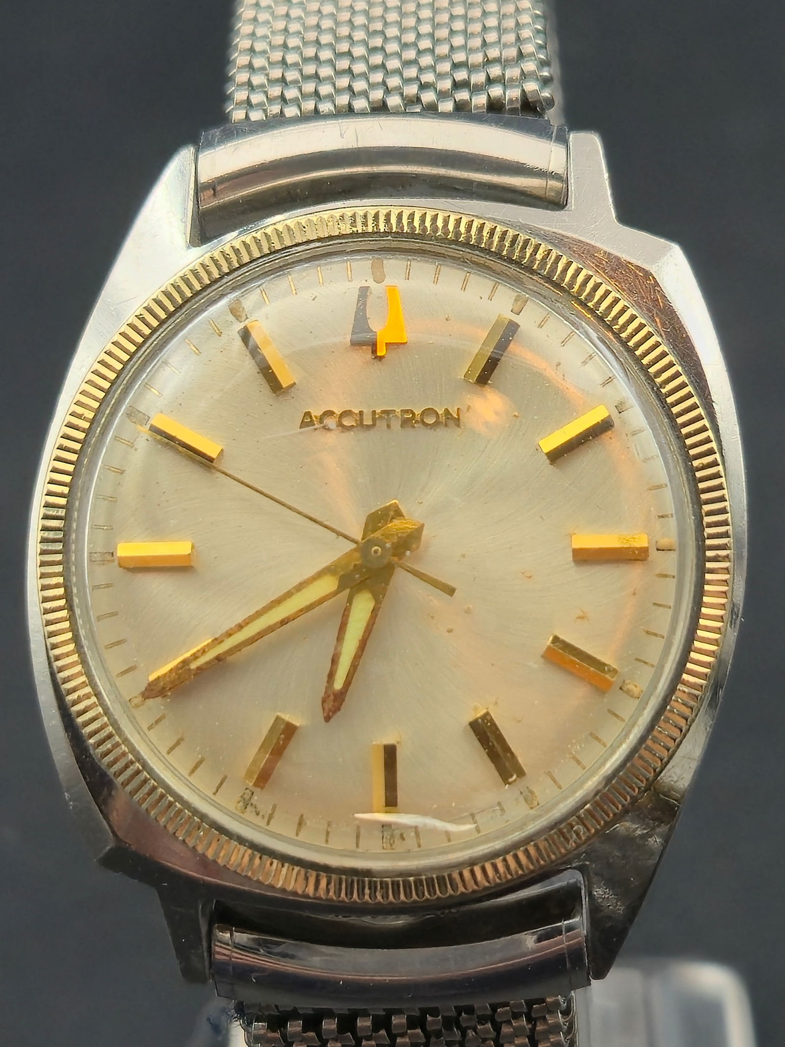 1966 Bulova Accutron 214H Sunburst Baton Dial 33mm 14KT Bezel Ring Running (1 of 8)