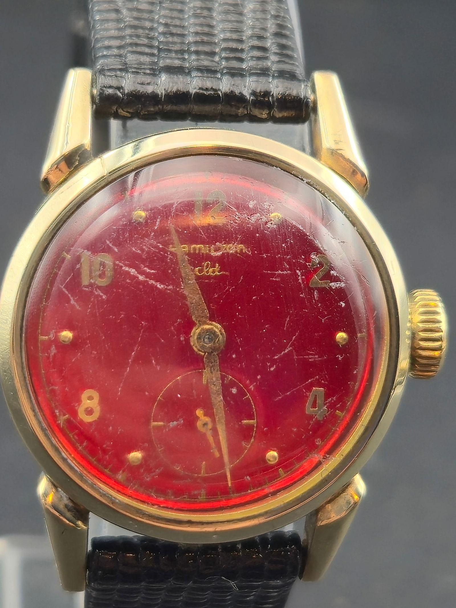 1948 Hamilton CDL 747 17J 10K Gold Filled 29mm Brilliant Red Dial Small Seconds Running (1 of 10)