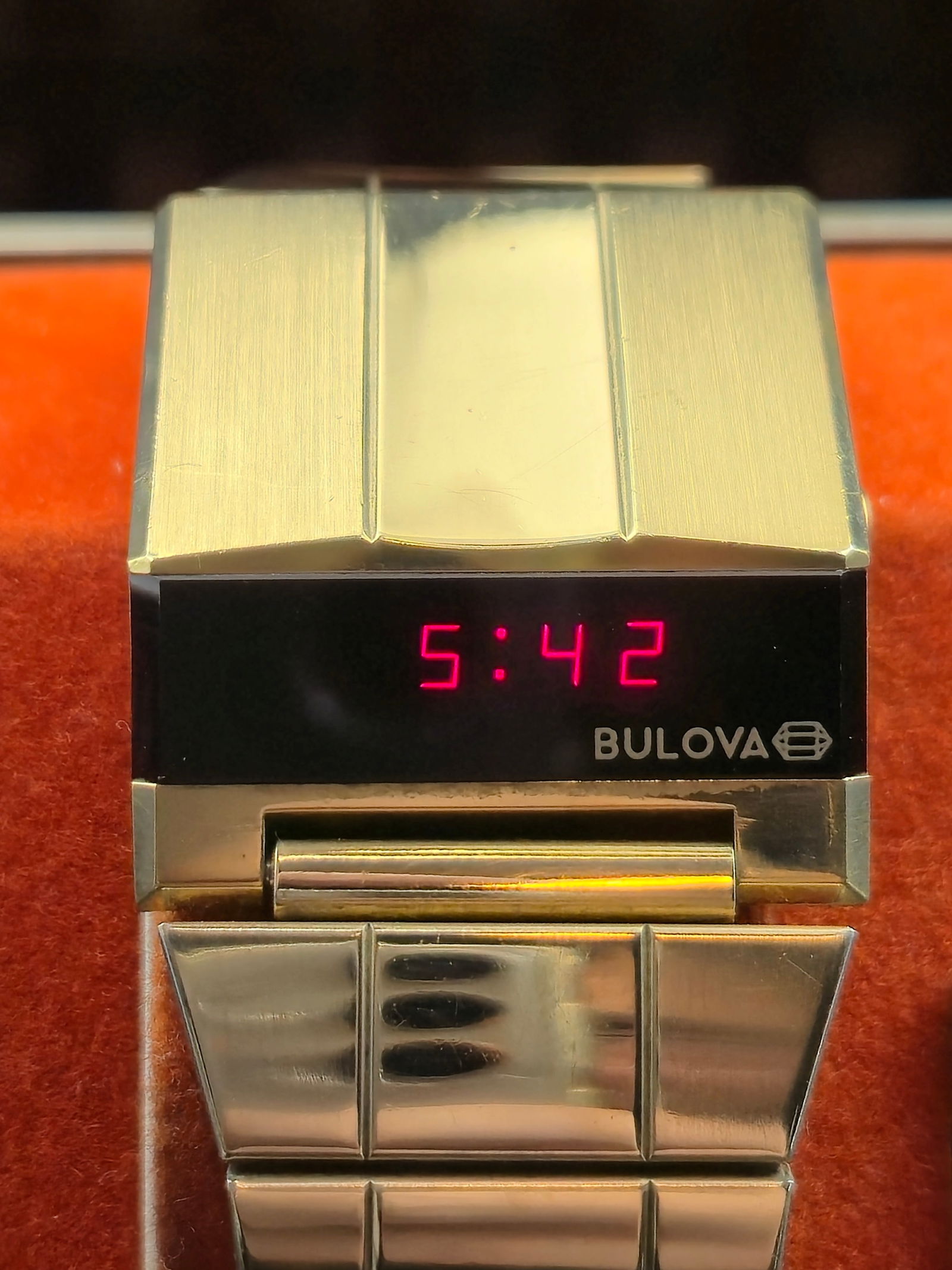 1976 Bulova Computron N6 LED Gold Tone Full Set w Box Papers 1/40 10K RGP Trim Near Mint (1 of 12)