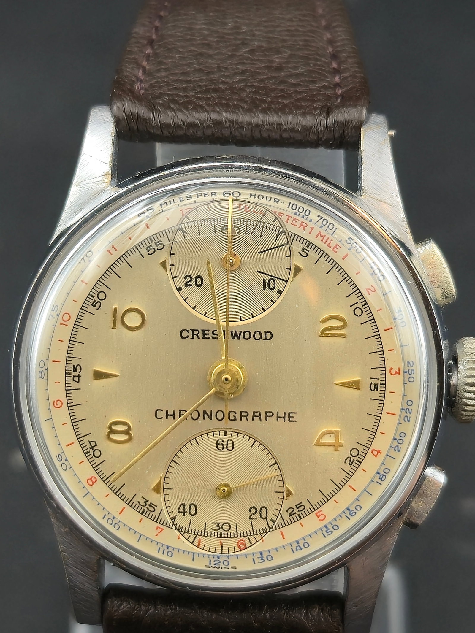 1950s Crestwood Chronographe Venus 170 Recently Serviced 32mm Chronograph Running: Vintage 1950s Crestwood Chronographe two-register chronograph powered by a Swiss Venus 170 manual-wind movement. Classic mid-century layout with outer tachymeter scale, applied gilt Arabic numerals, a