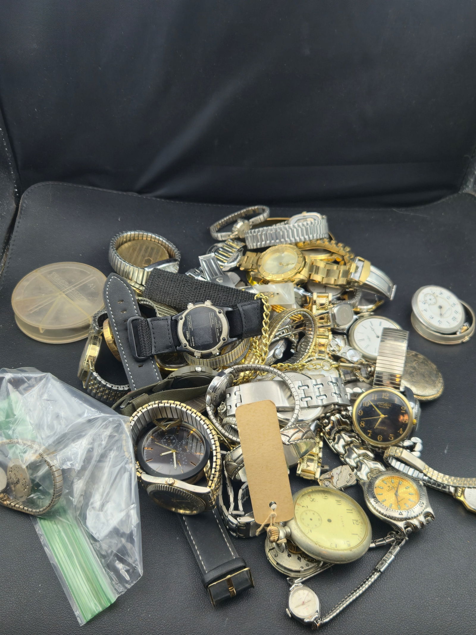 Large Mixed Watch Lot Vintage Quartz Expansion Pocket Watch As Found (1 of 7)